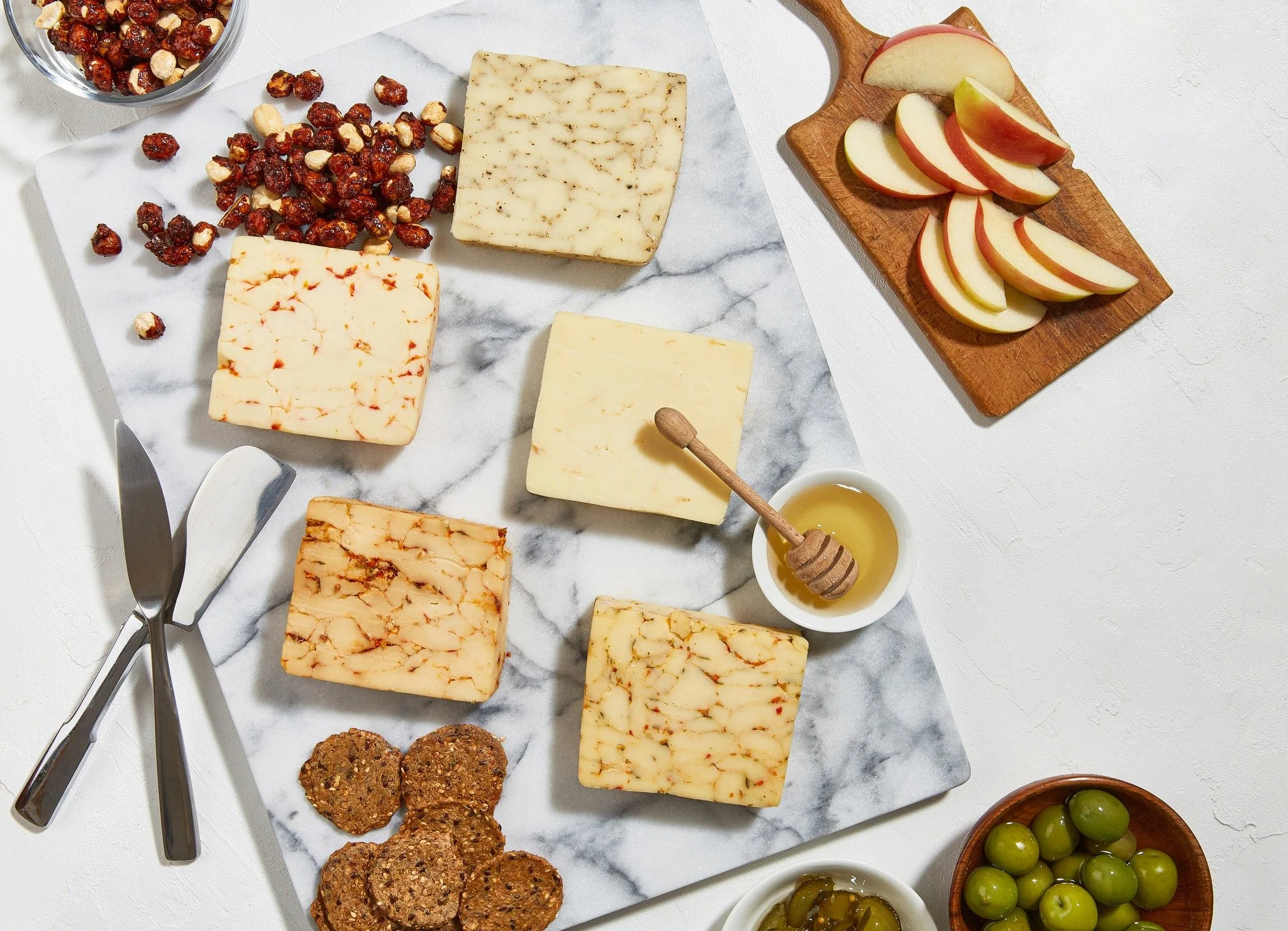 🌾 Prairie Breeze may be the star&hellip; but meet the rest of the lineup! 🧀✨

🥛 Old Style Cheddar &mdash; our &ldquo;vanilla-of-cheddar,&rdquo; creamy + melt-ready.
🏅 ICDA Gold + ACS Silver

⏳ Cheddar Reserve &mdash; aged 2+ years, bold, rich, be