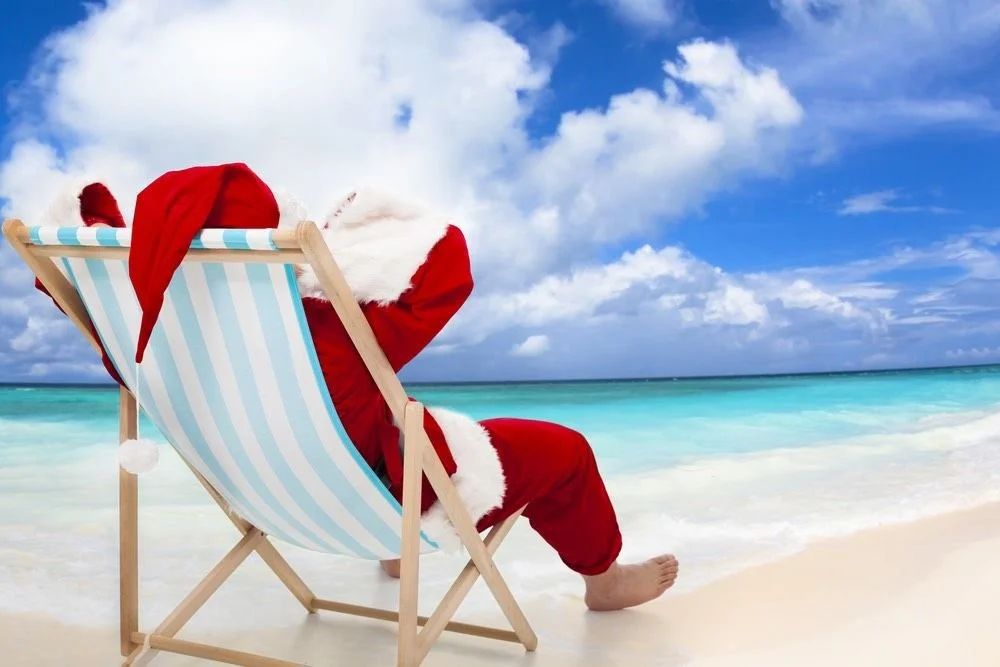 Hawaiian-Santa-on-the-Beach-HTS.jpg