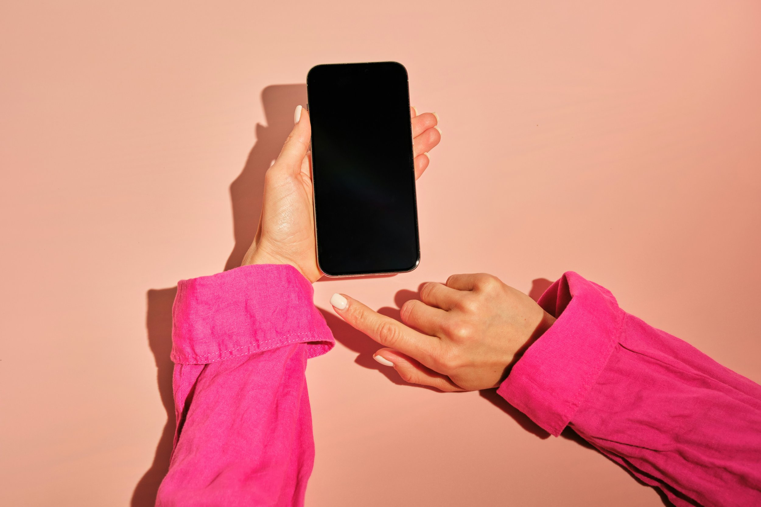 Deleting Social Media Is the Most Egoistic Thing You Can Do - In the Best Way