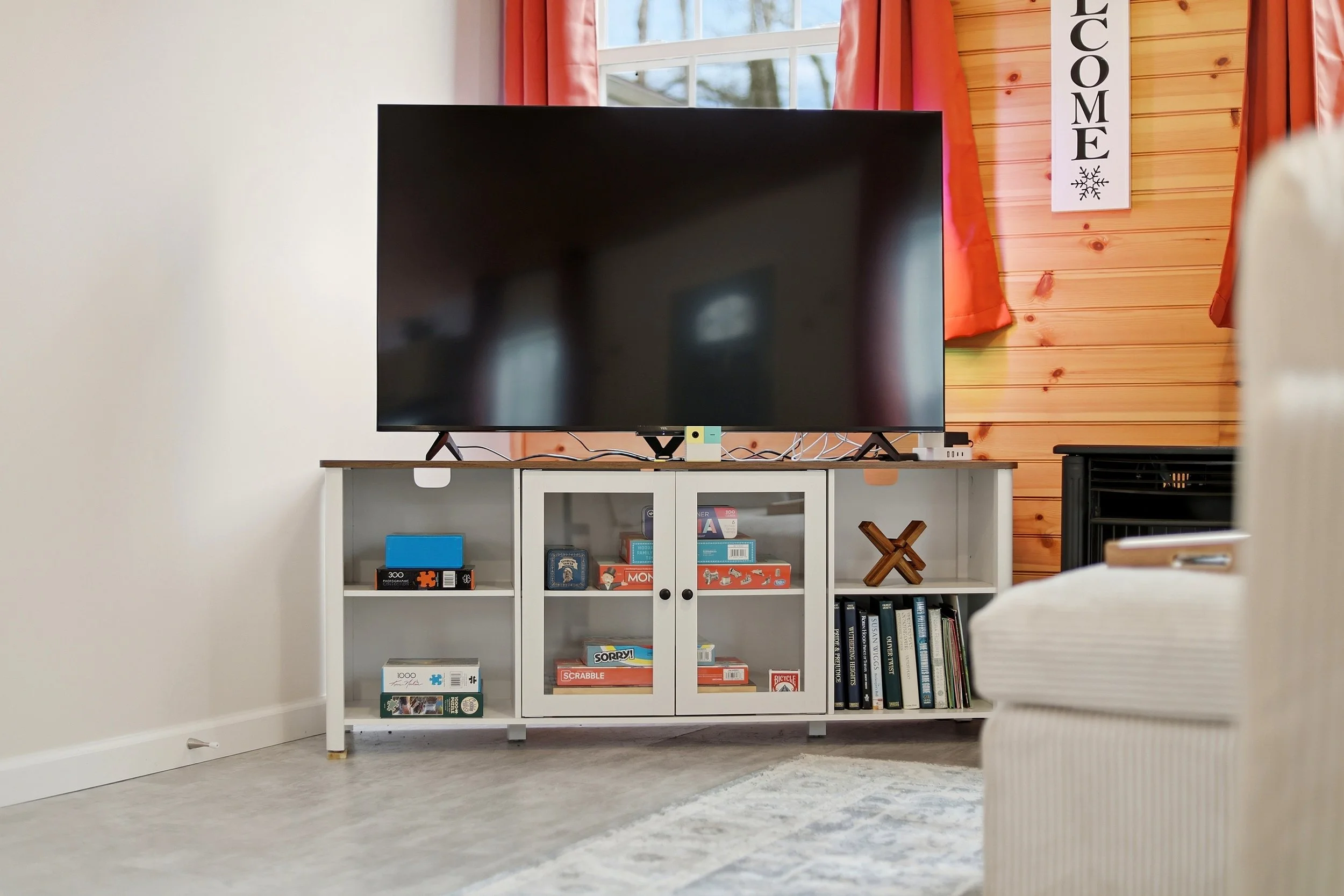 Airbnb Short term rental real estate photography highlighting natural light in a Berkeley Springs WV short term rental 