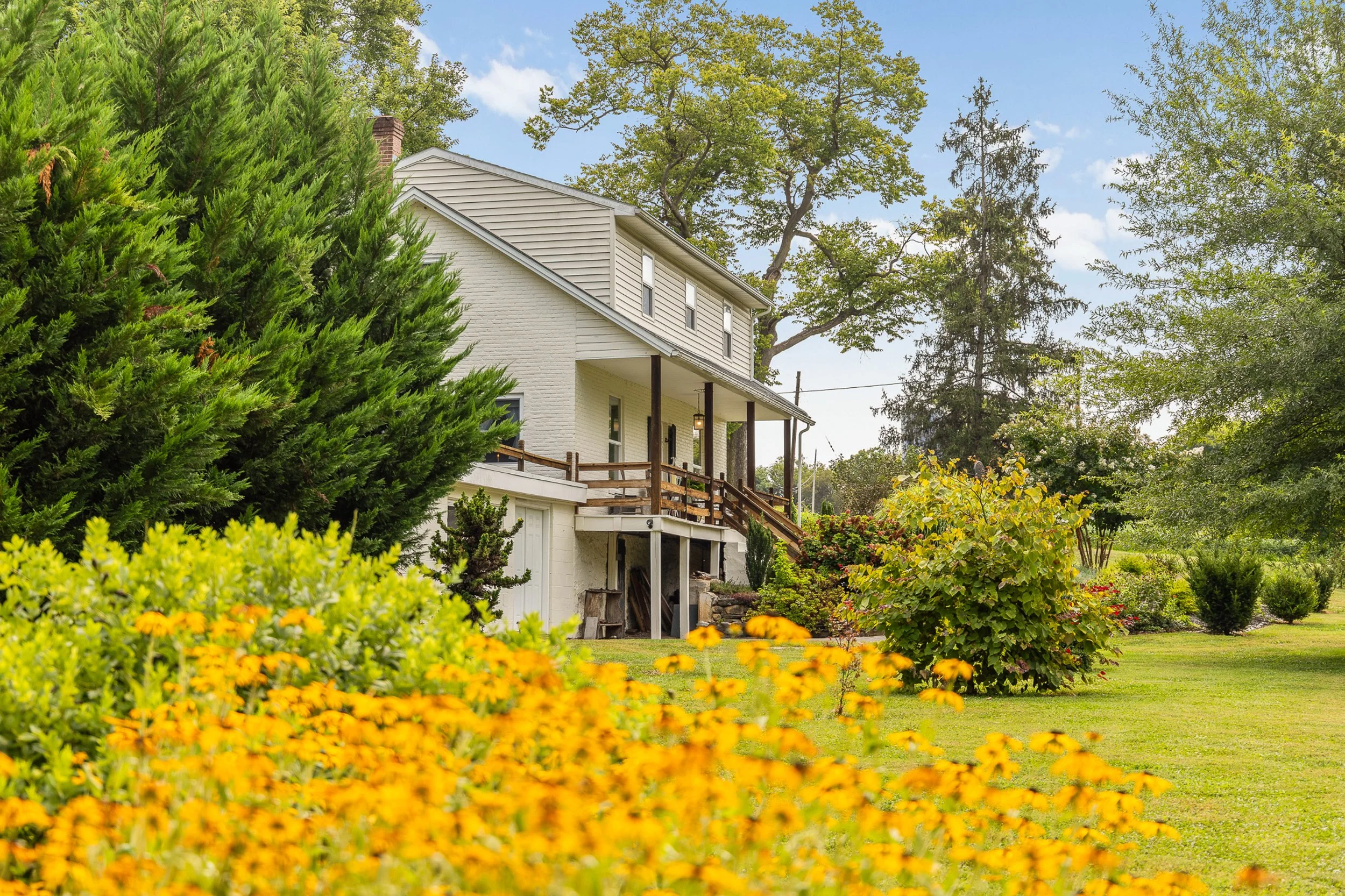 Exterior listing photo for a Hagerstown, Maryland residential listing