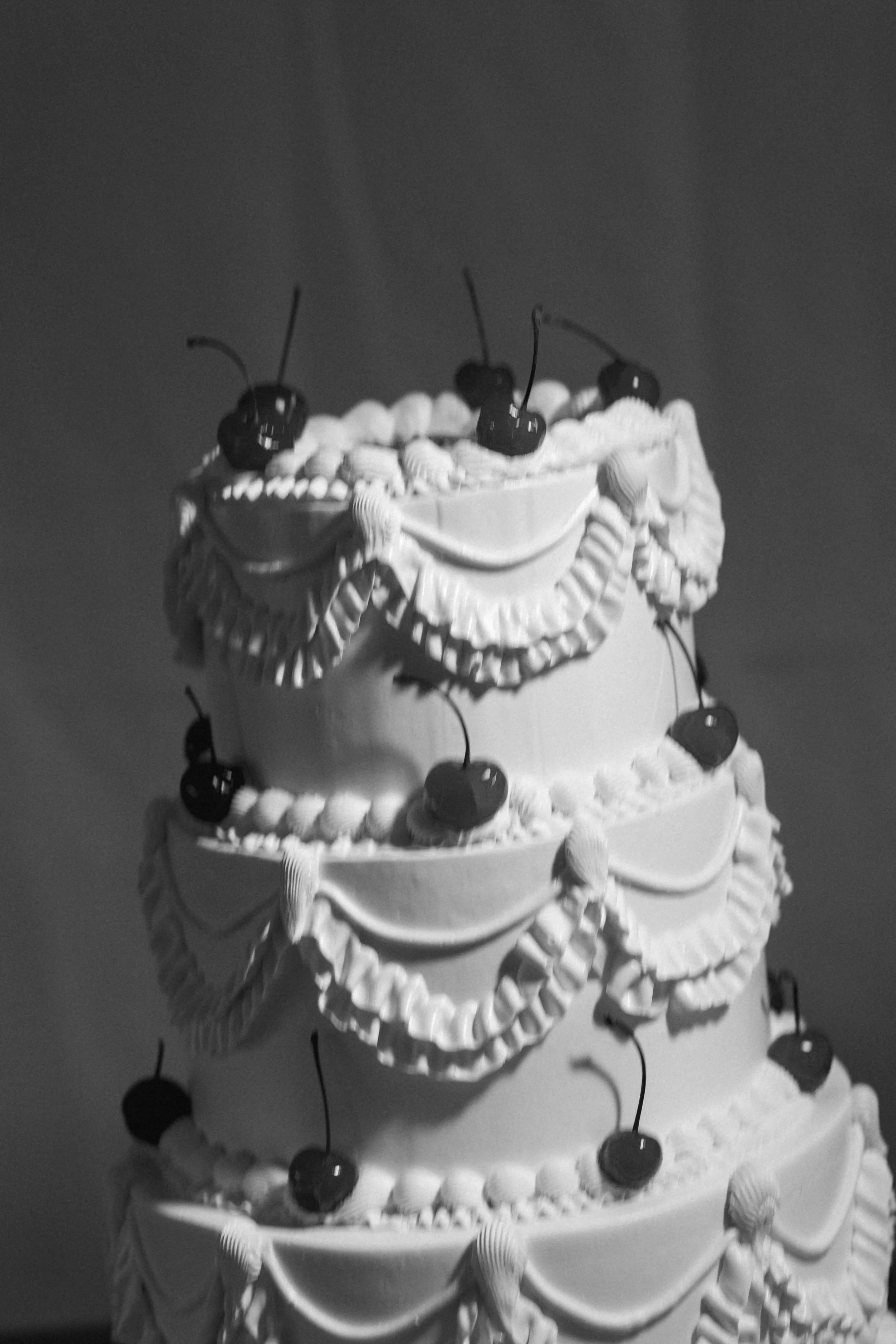 wedding-cake-von-trapp-lodge.jpg