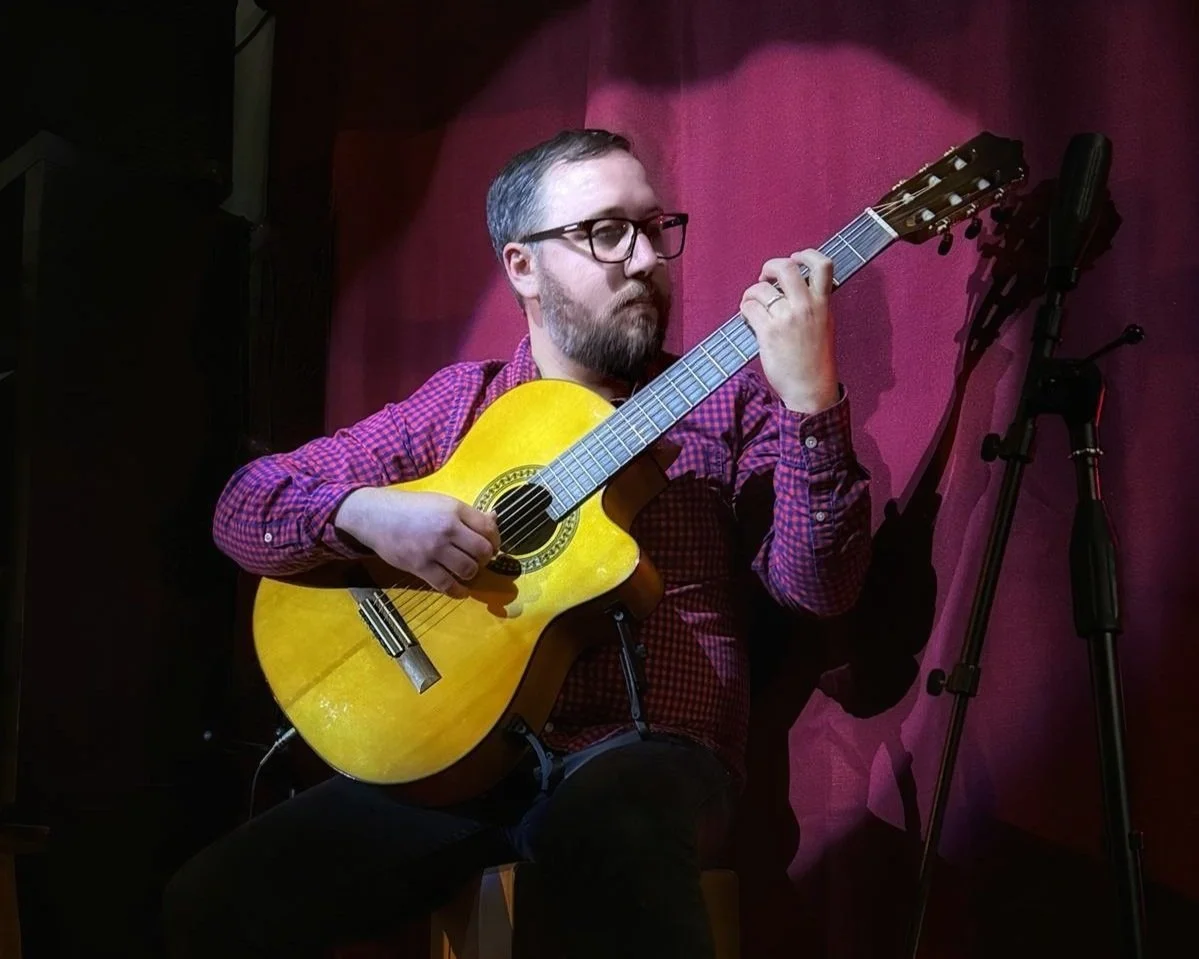 Live Music: edad del pavo