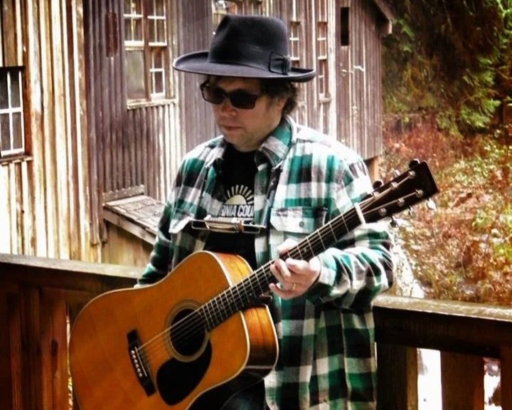 Live Music: Richie Bean