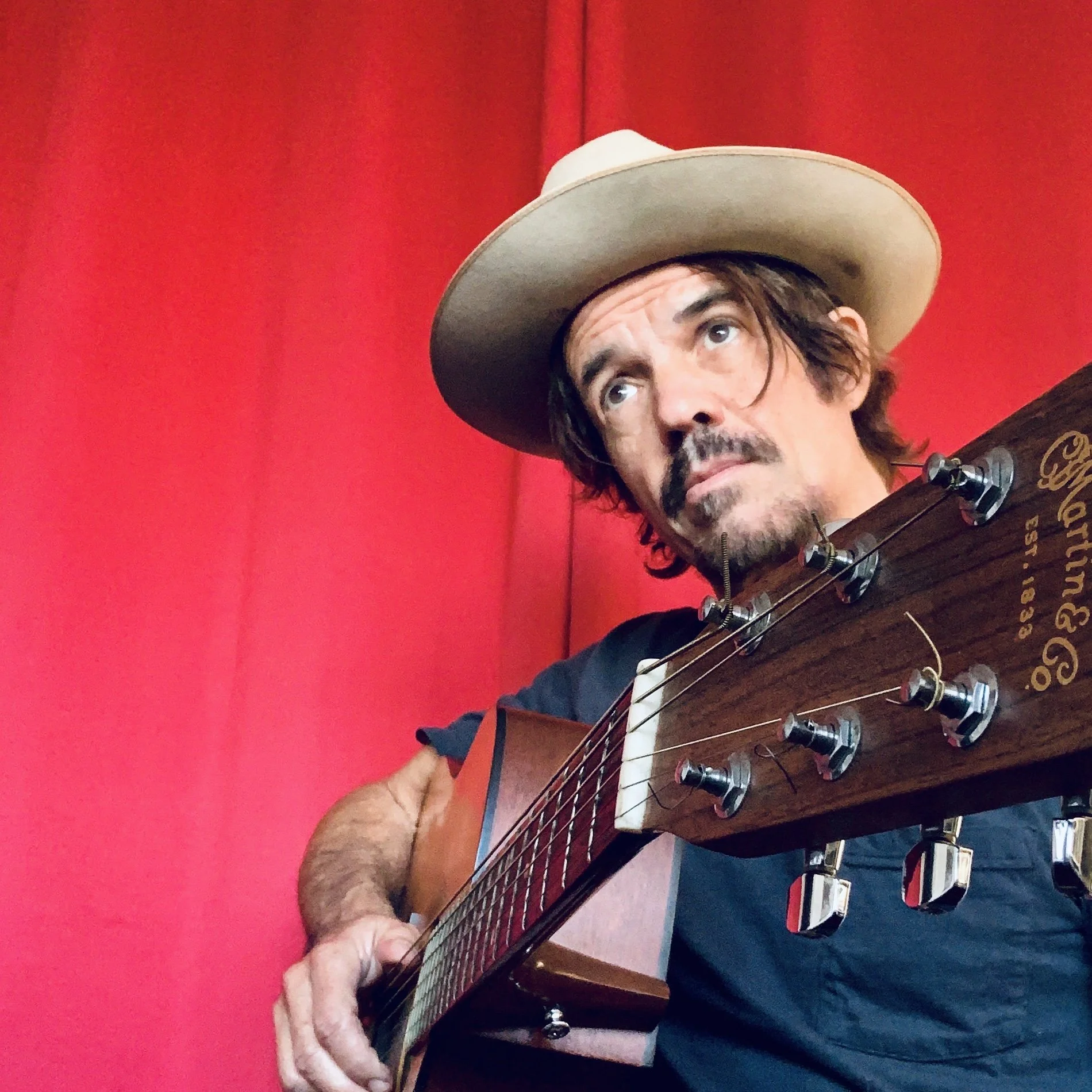 Live Music: RJ Bloke