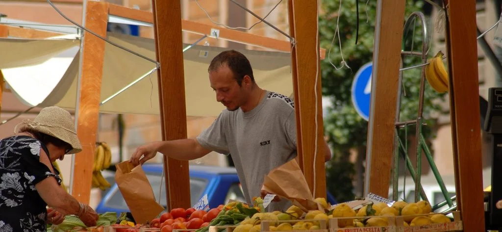 Rome Trastevere Piazza San Cosimato Market with Fruttivendolo.jpg