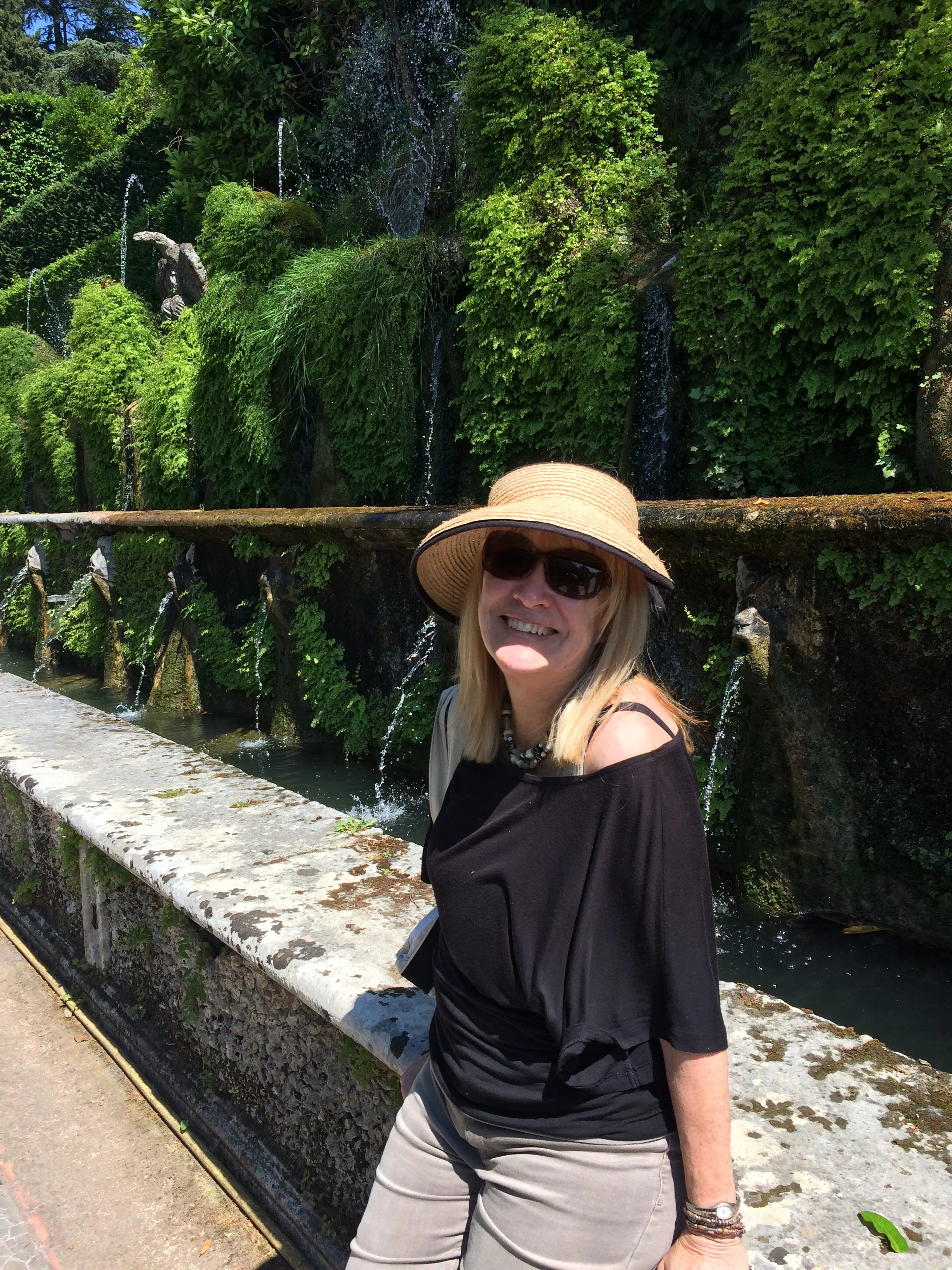 Tivoli Villa d'Este Glamorosissima Barbara!.jpg