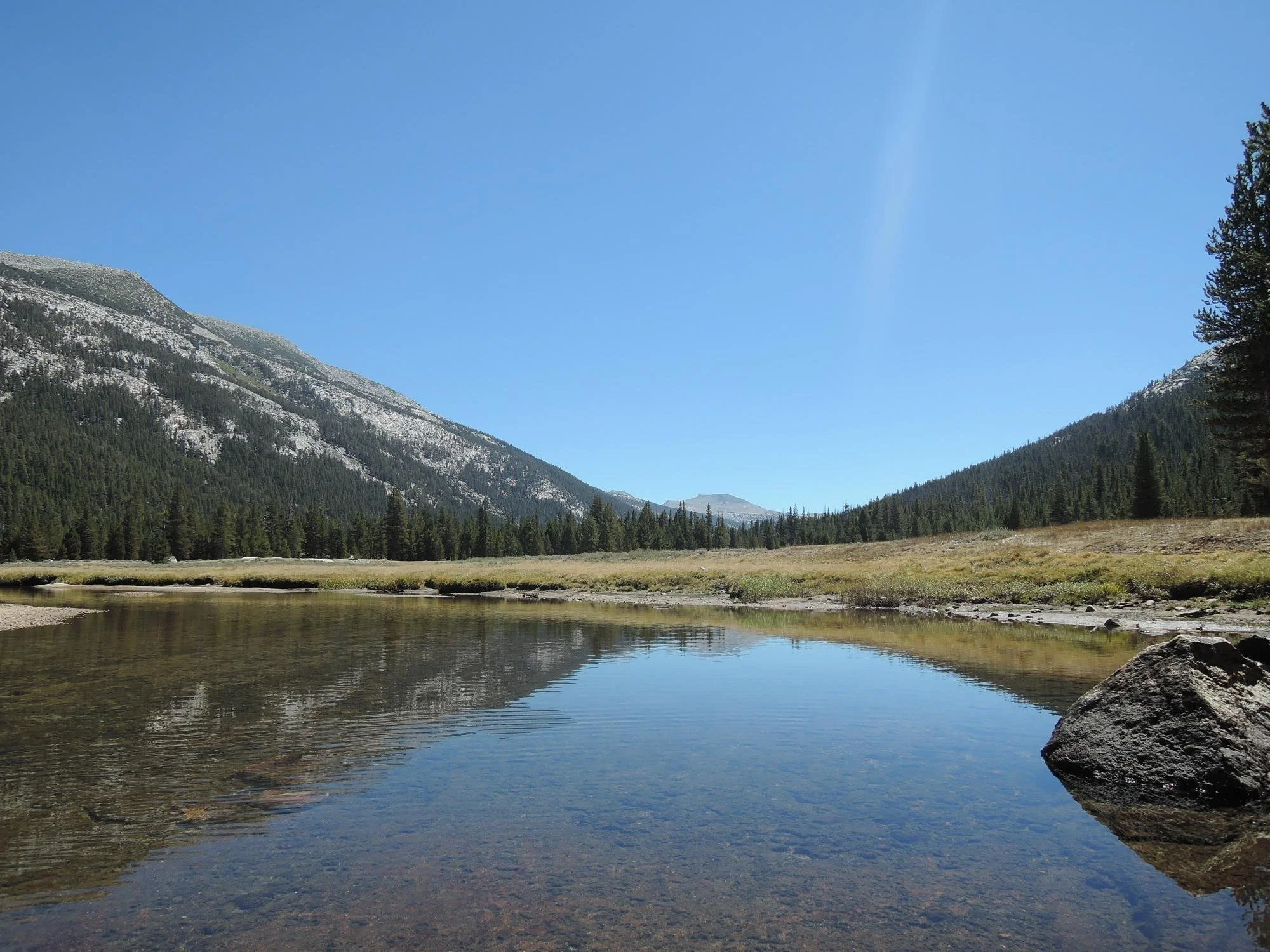 tuolumne-meadows-campground-yosemite-national-park-california.jpeg