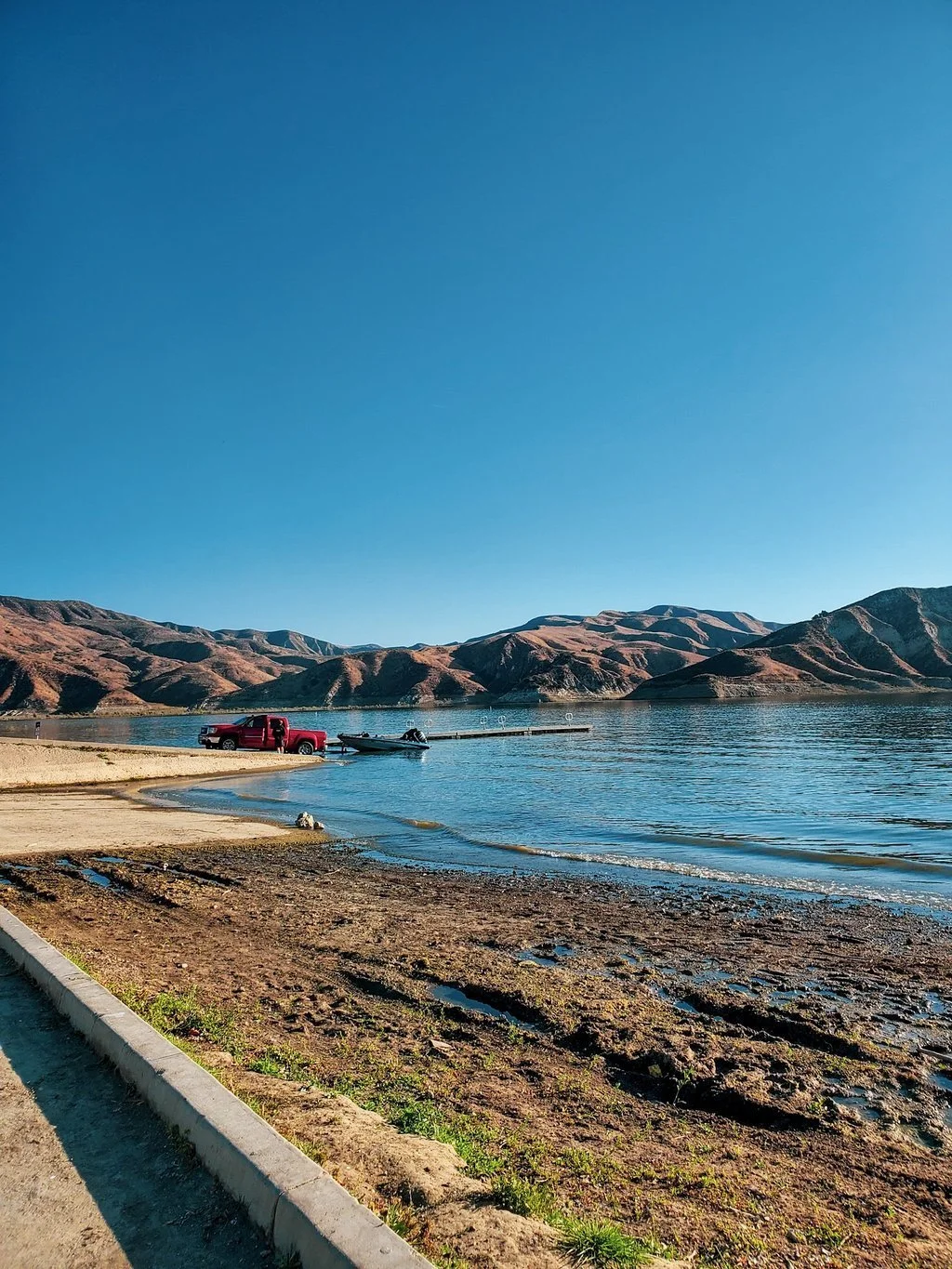lake-piru-recreational-area-campground-piru-california.jpeg