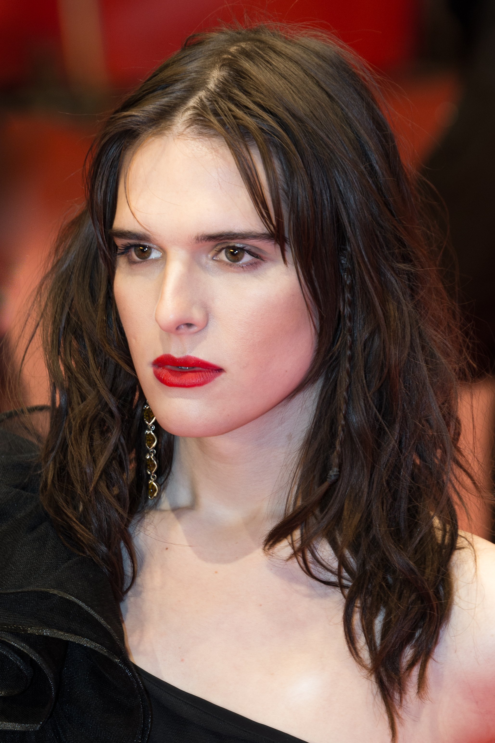 MJK30527_Hari_Nef_(Berlinale_2017).jpg