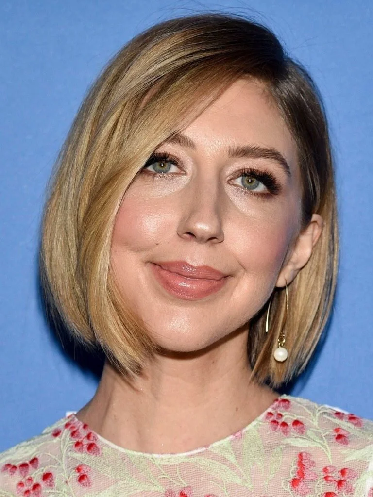 Heidi-Gardner-768x1024.jpg