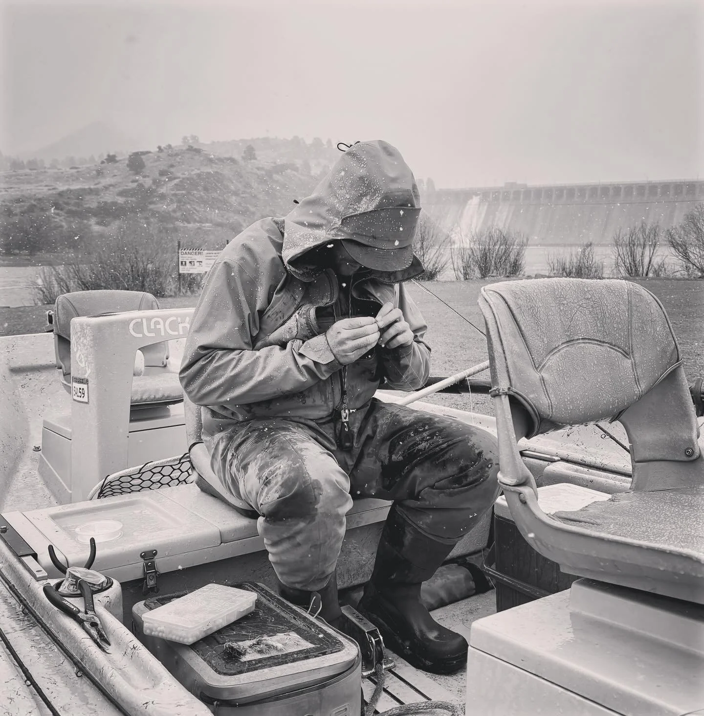 It&rsquo;s September, it&rsquo;s still hot and now smokey&hellip; I&rsquo;m ready for cold days, cold hands, waders and apres whiskey.

@doc.dibble snapping the pic on one of the coldest days this spring! We got em that day and enjoyed the whiskey af