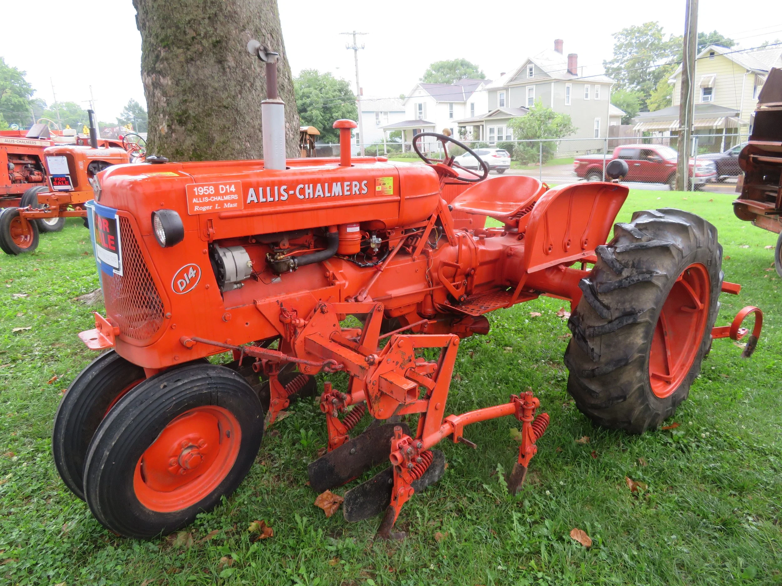 1958 D14 w/ 2-row cultivators - Roger Mast