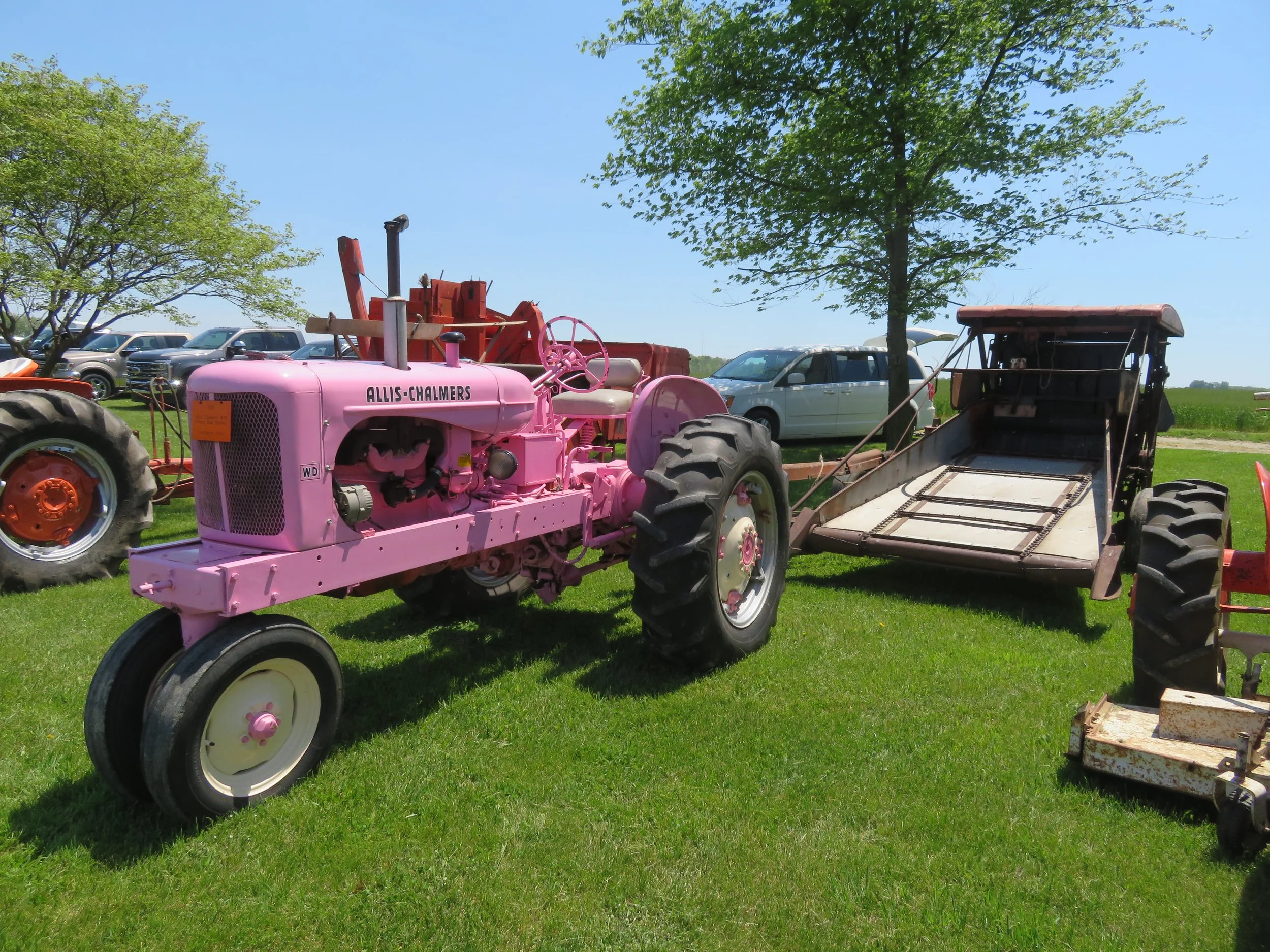 WD 45 w/rotobaler.