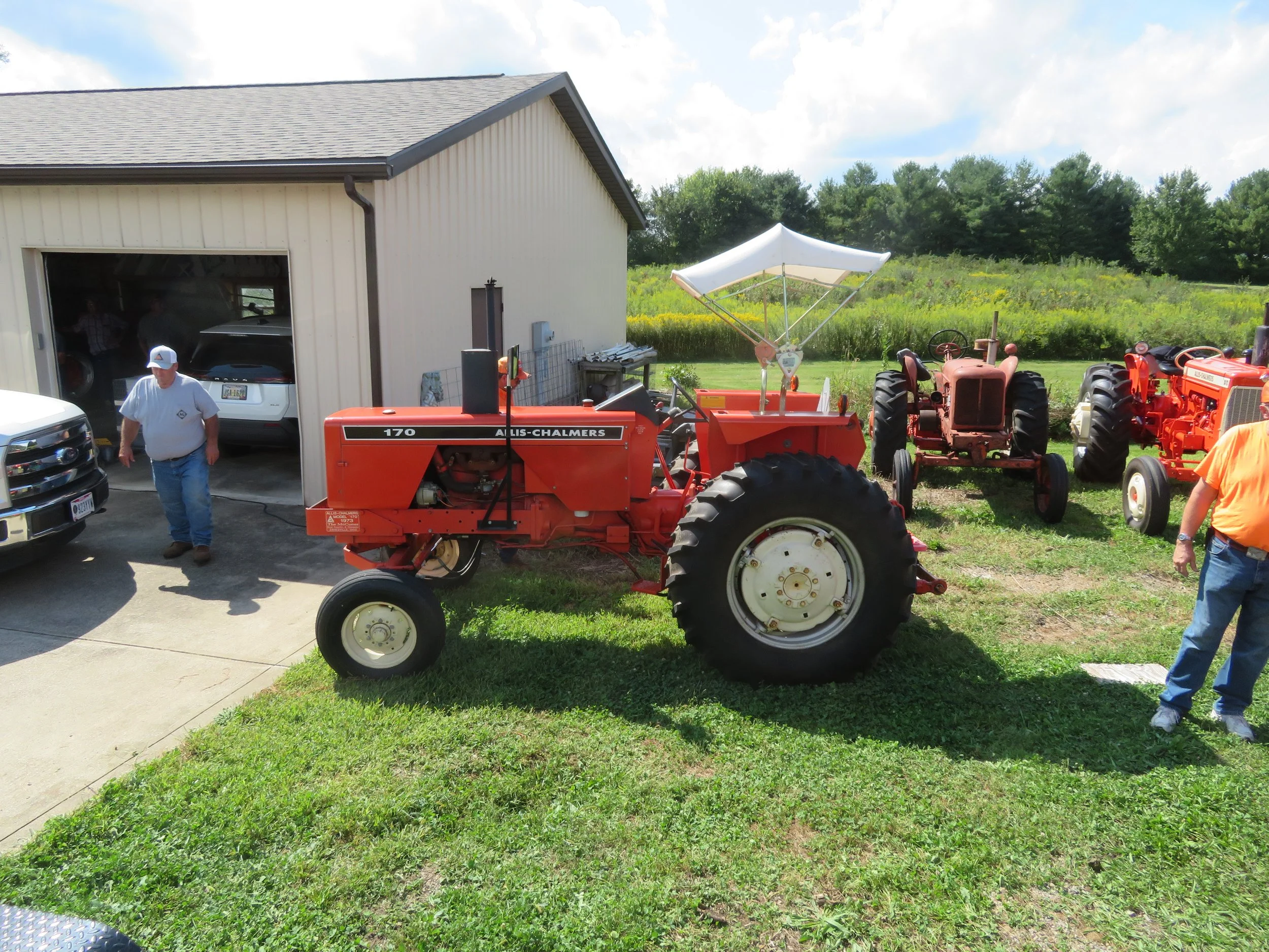 Tuesday afternoon with Brad's 170 and Hoss is looking for his D15.