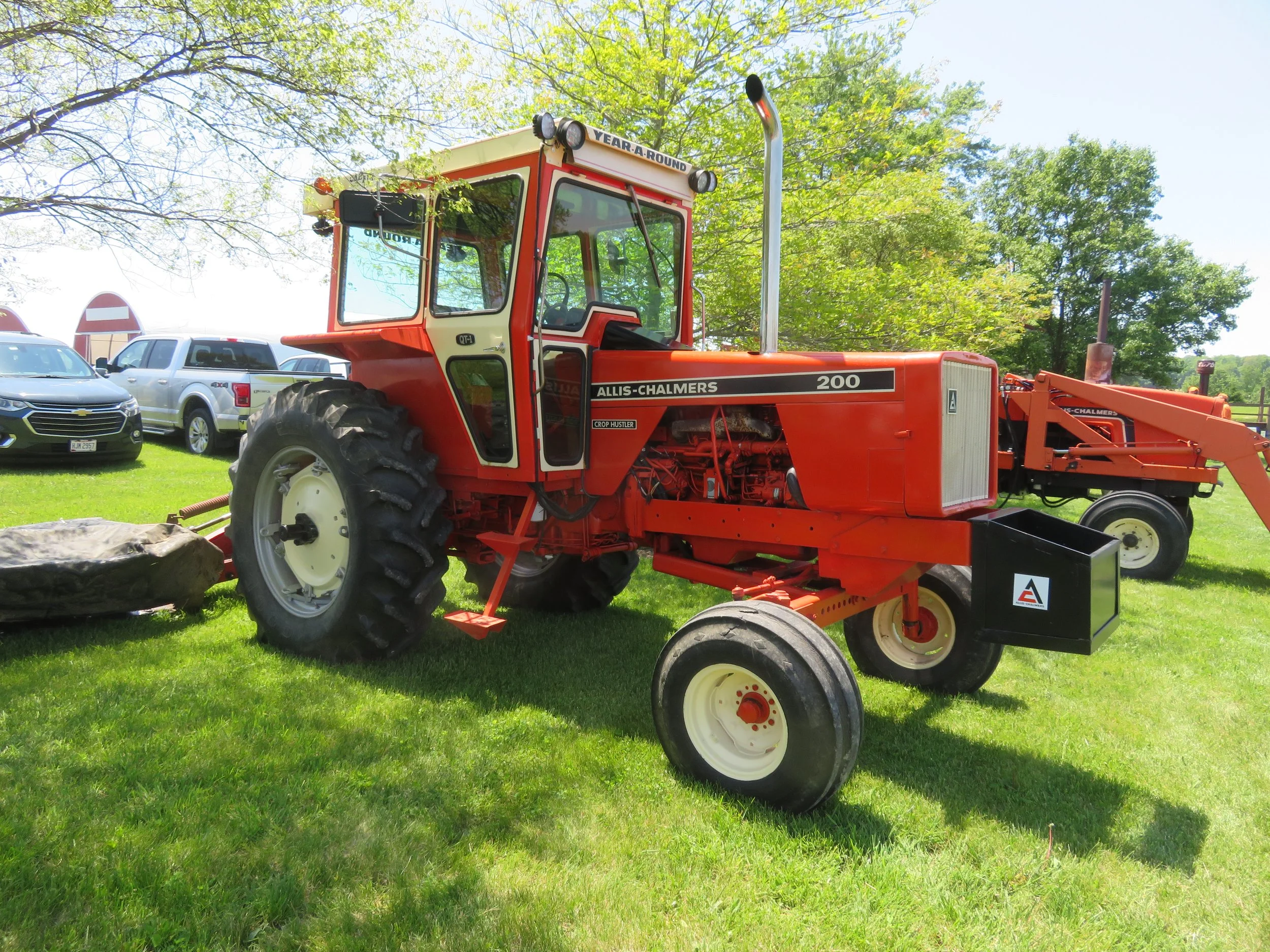 200 w/disc mower.