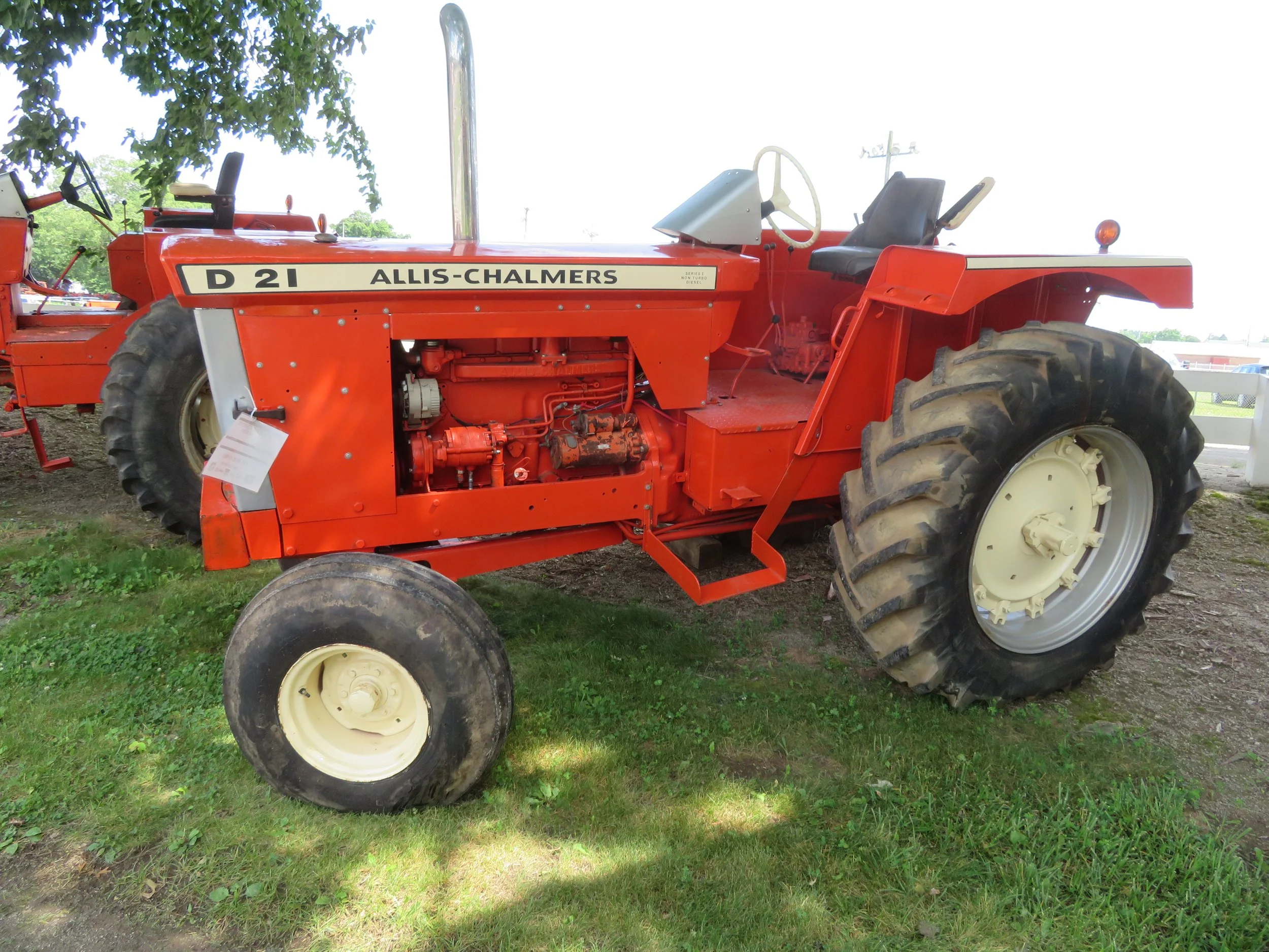 The Eicher Family's D21 I.