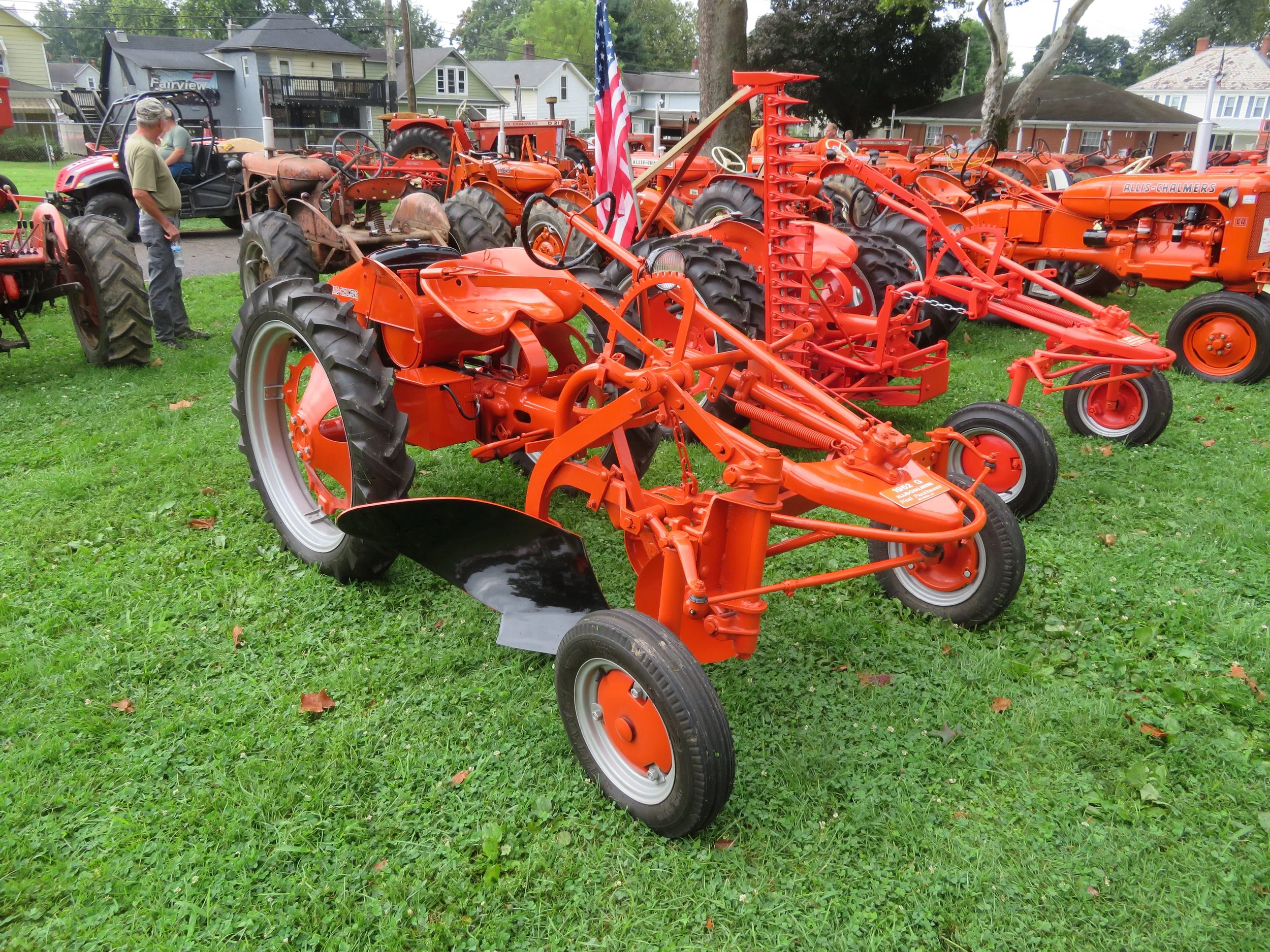1952 G w/plow - Neal Fankhauser