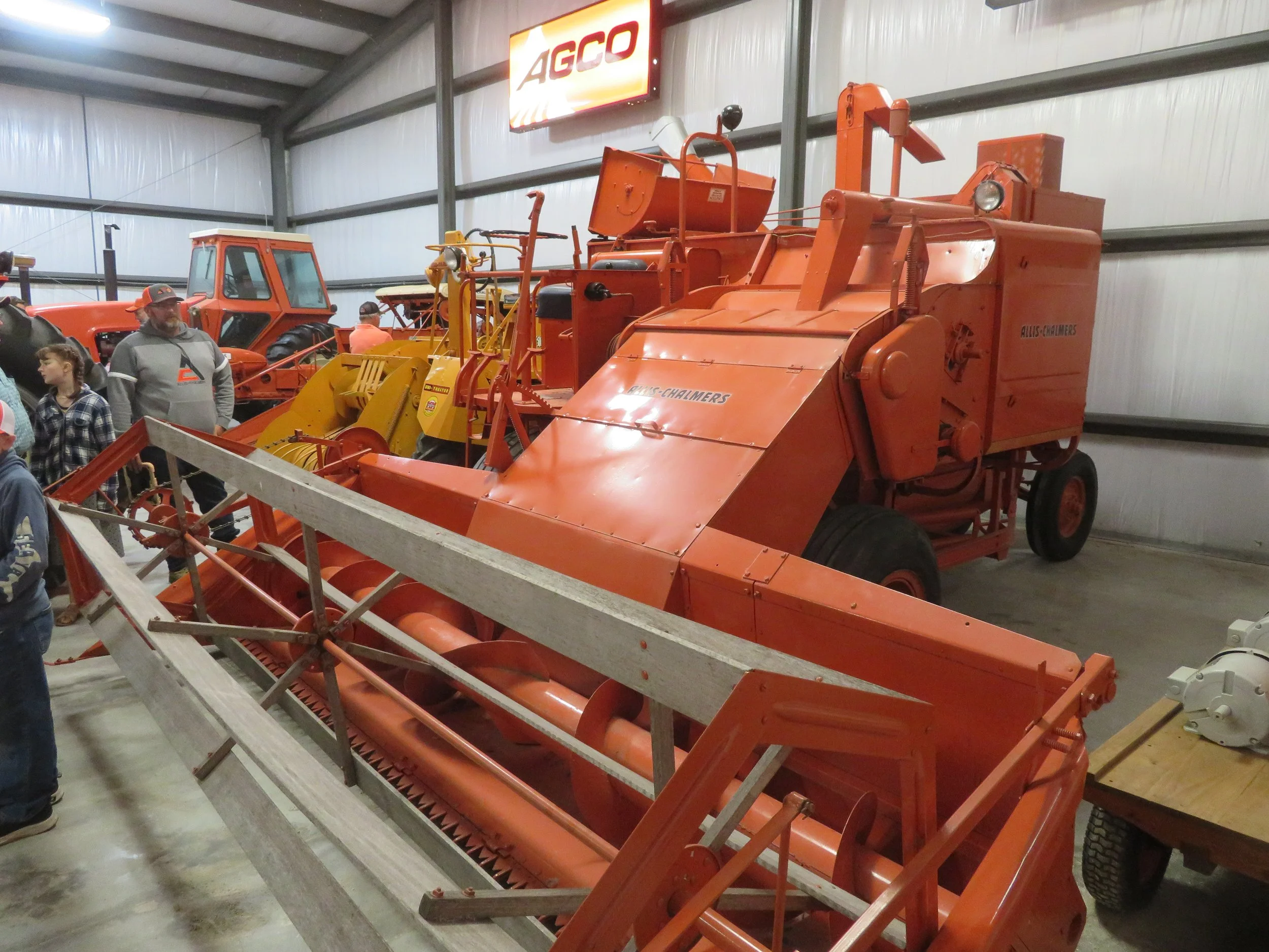 Straight 100 w\12' header