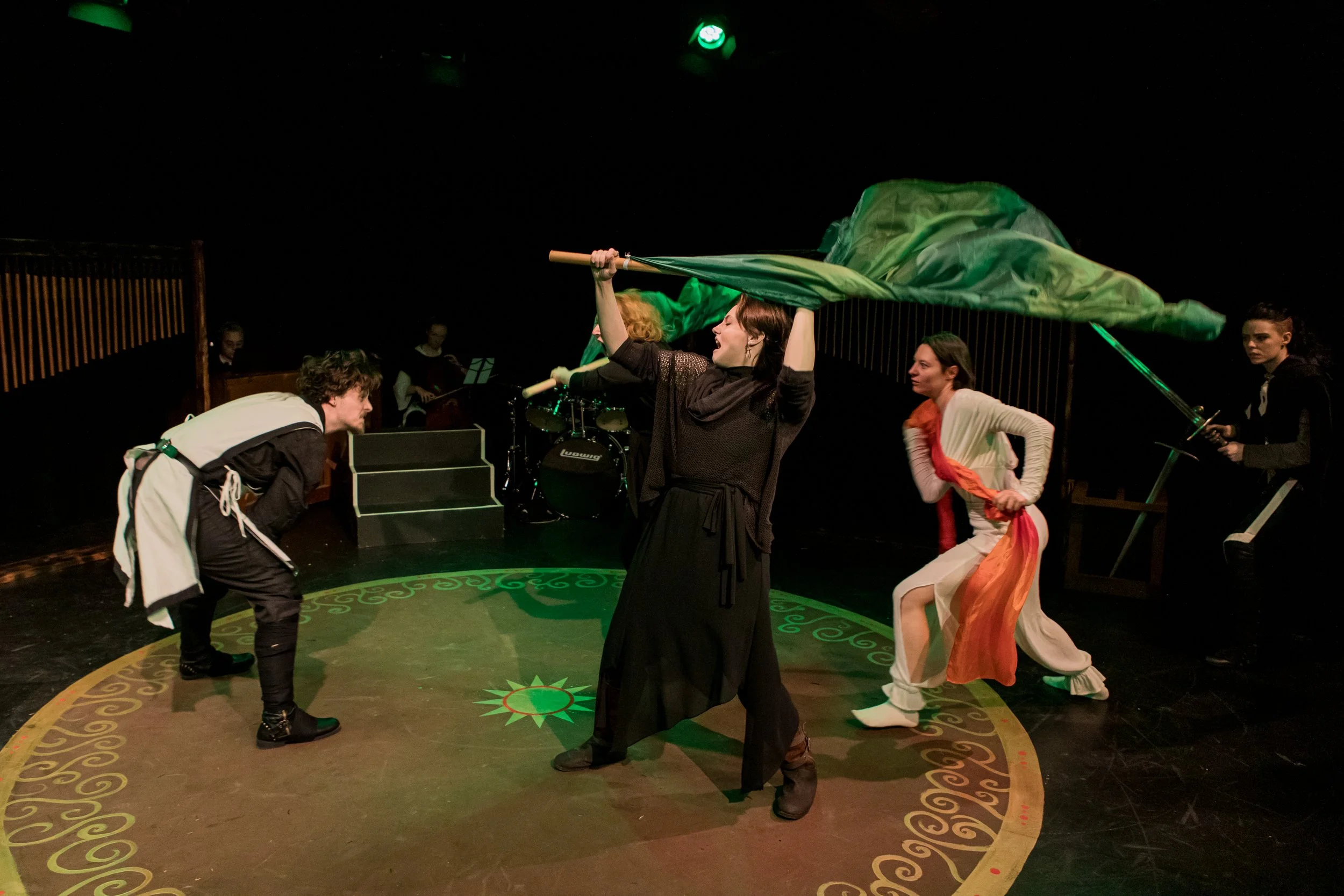 Devised-0972.jpg