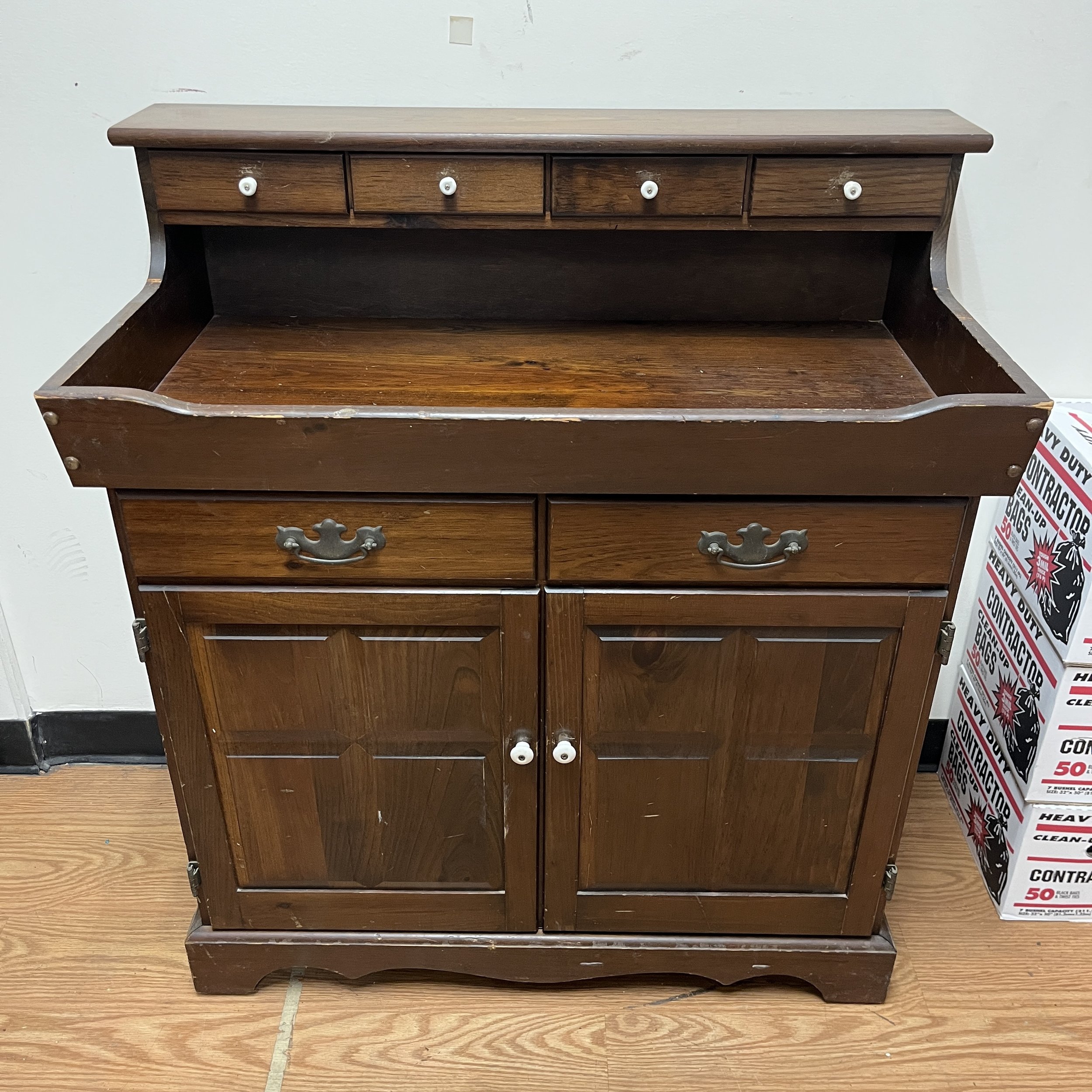 Wooden Dry Sink - $20