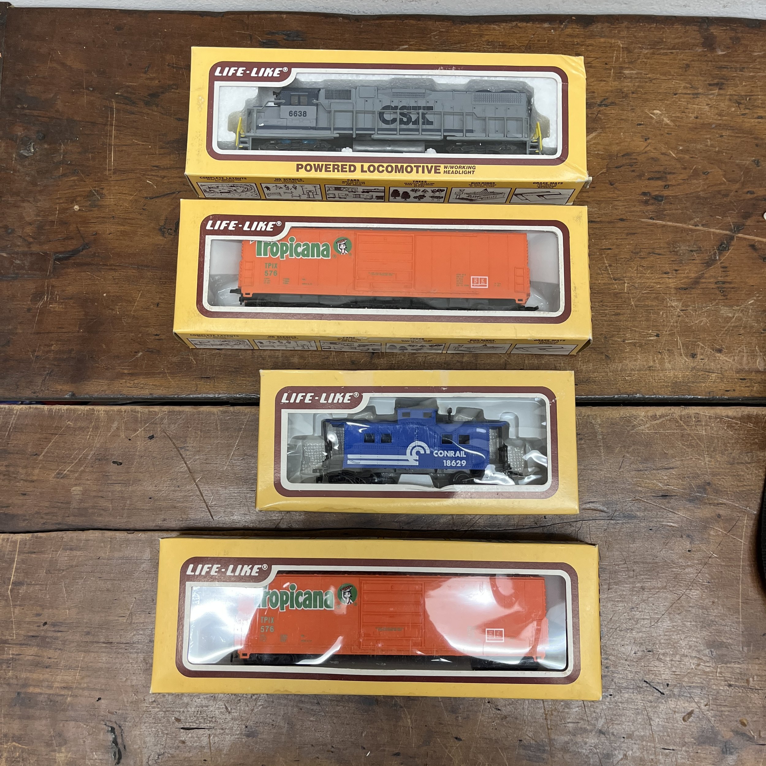 Train Lot HO Scale - $10