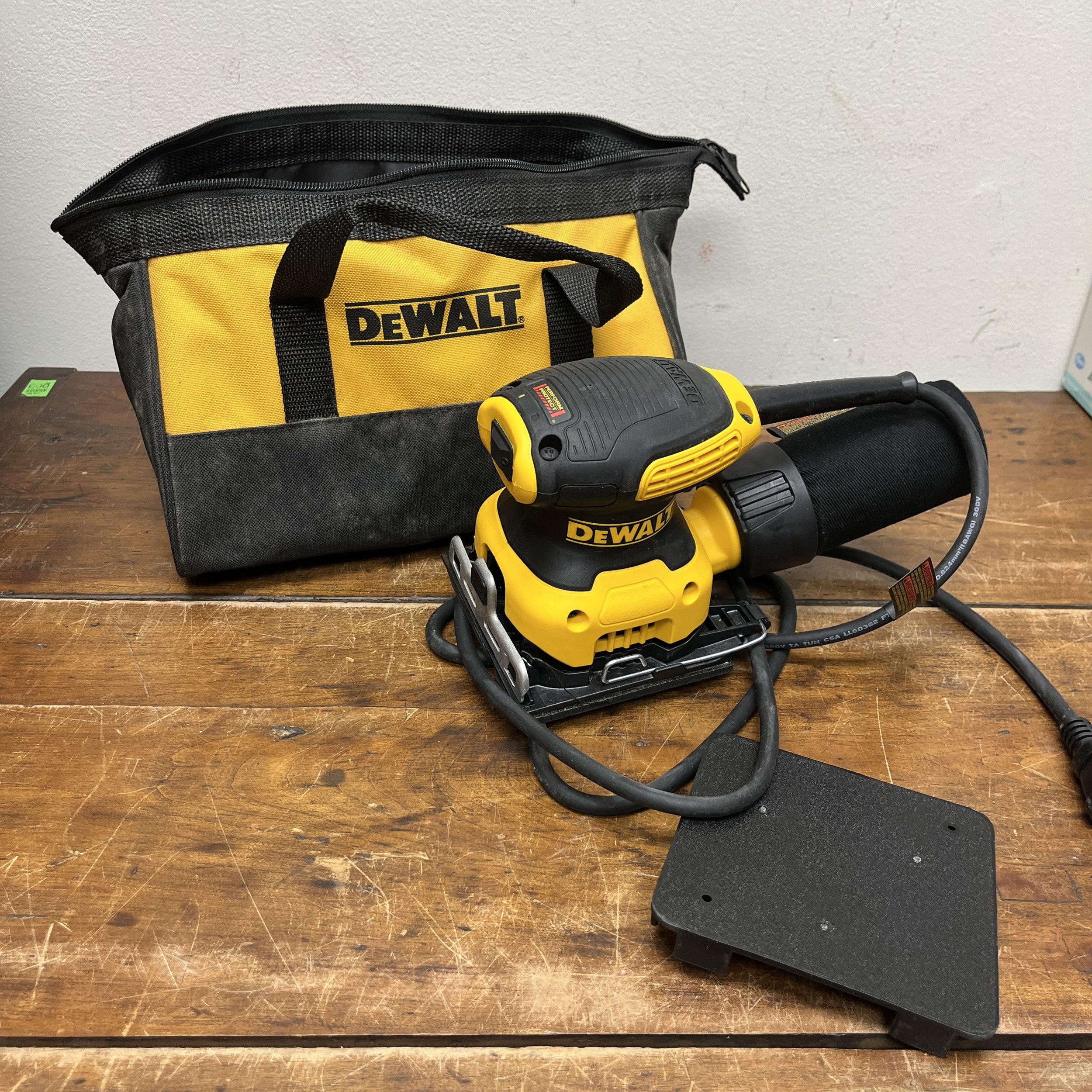Dewalt Sander - $10