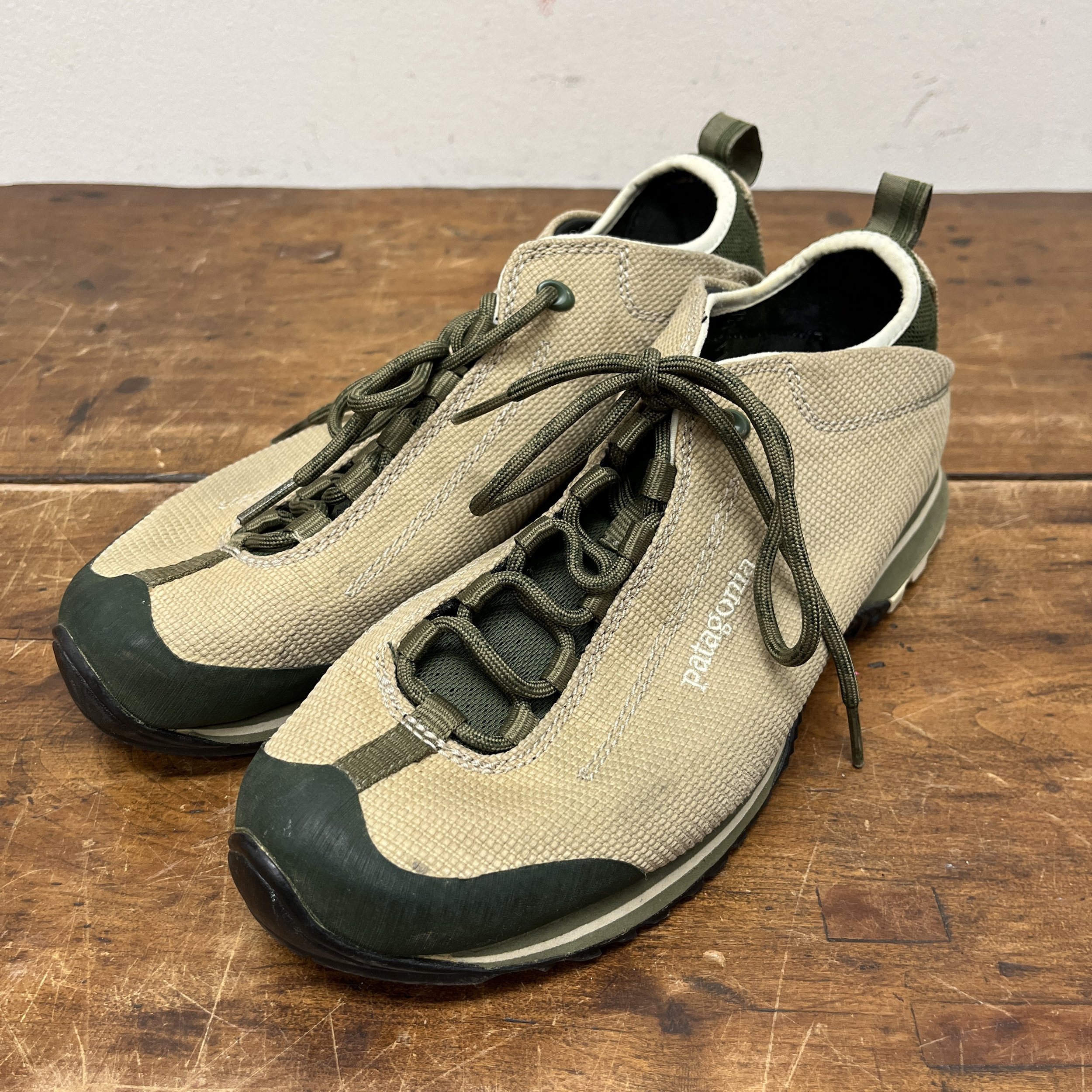 Patagonia Shoes - $10