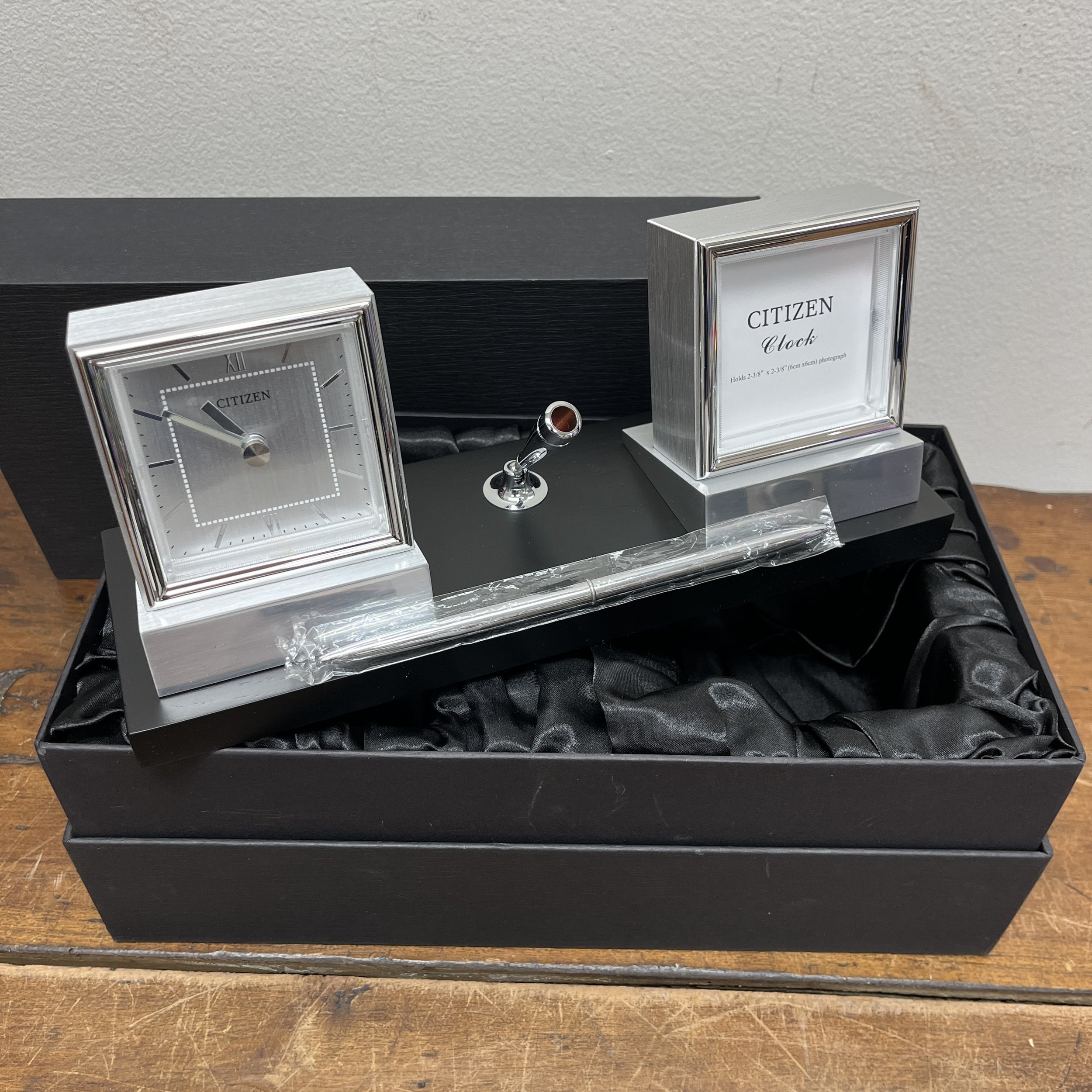 Citizen Pen/Clock - $15