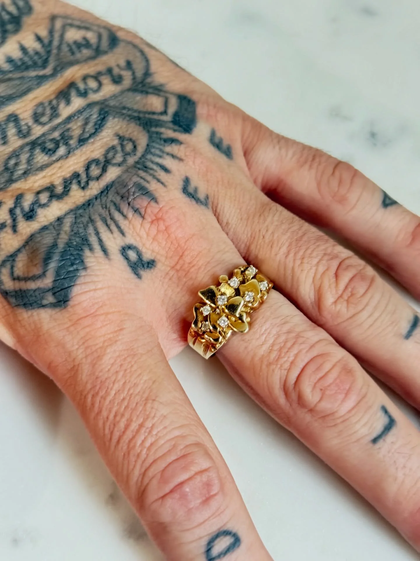 This is one of the most unique nugget rings I&rsquo;ve had in my collection! Each diamond 2.5mm with a total carat weight of half a carat in diamonds! 

14K Nugget ring with Diamonds (.50 TCW) - Size 10.5

DM for pricing! 

#14K #gold #nuggetring #go