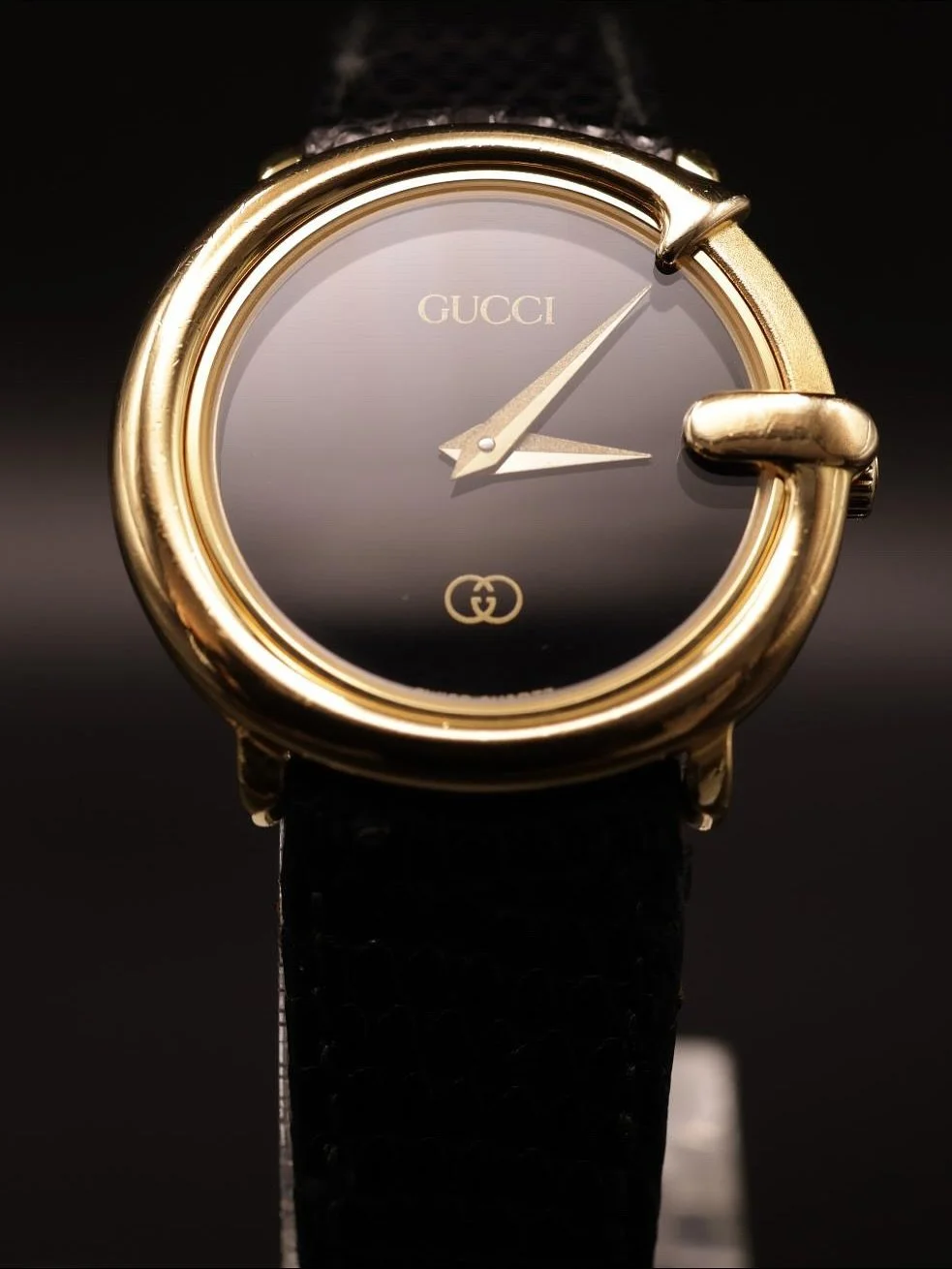 Vintage 90&rsquo;s Gucci Quartz Watch

This beautiful, great condition vintage Gucci watch is a perfect, classic daily wear! With its gold plating in tact &amp; original strap &amp; buckle, this is a great add to any collection, or a wonderful gift i
