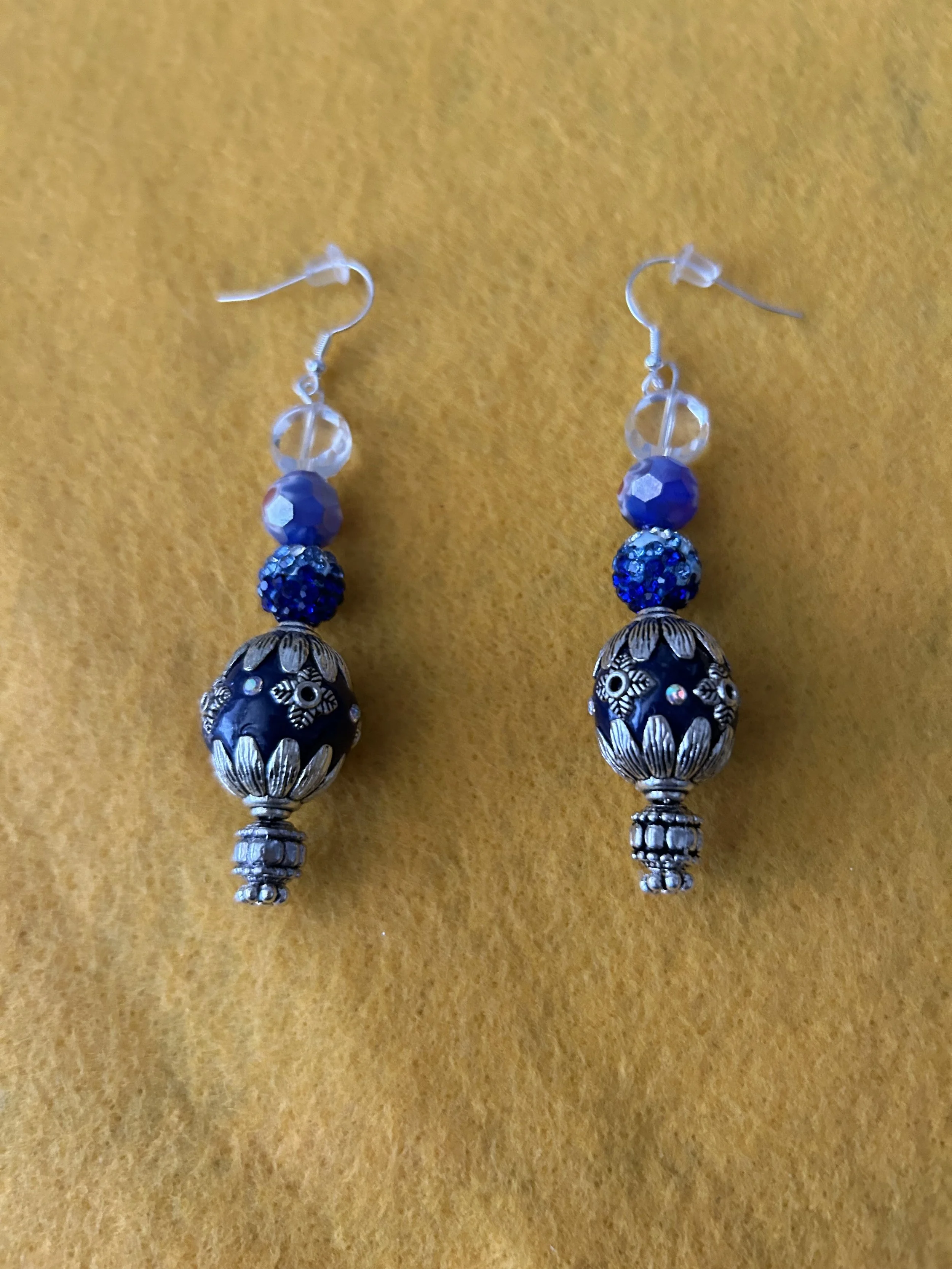 Earrings #068