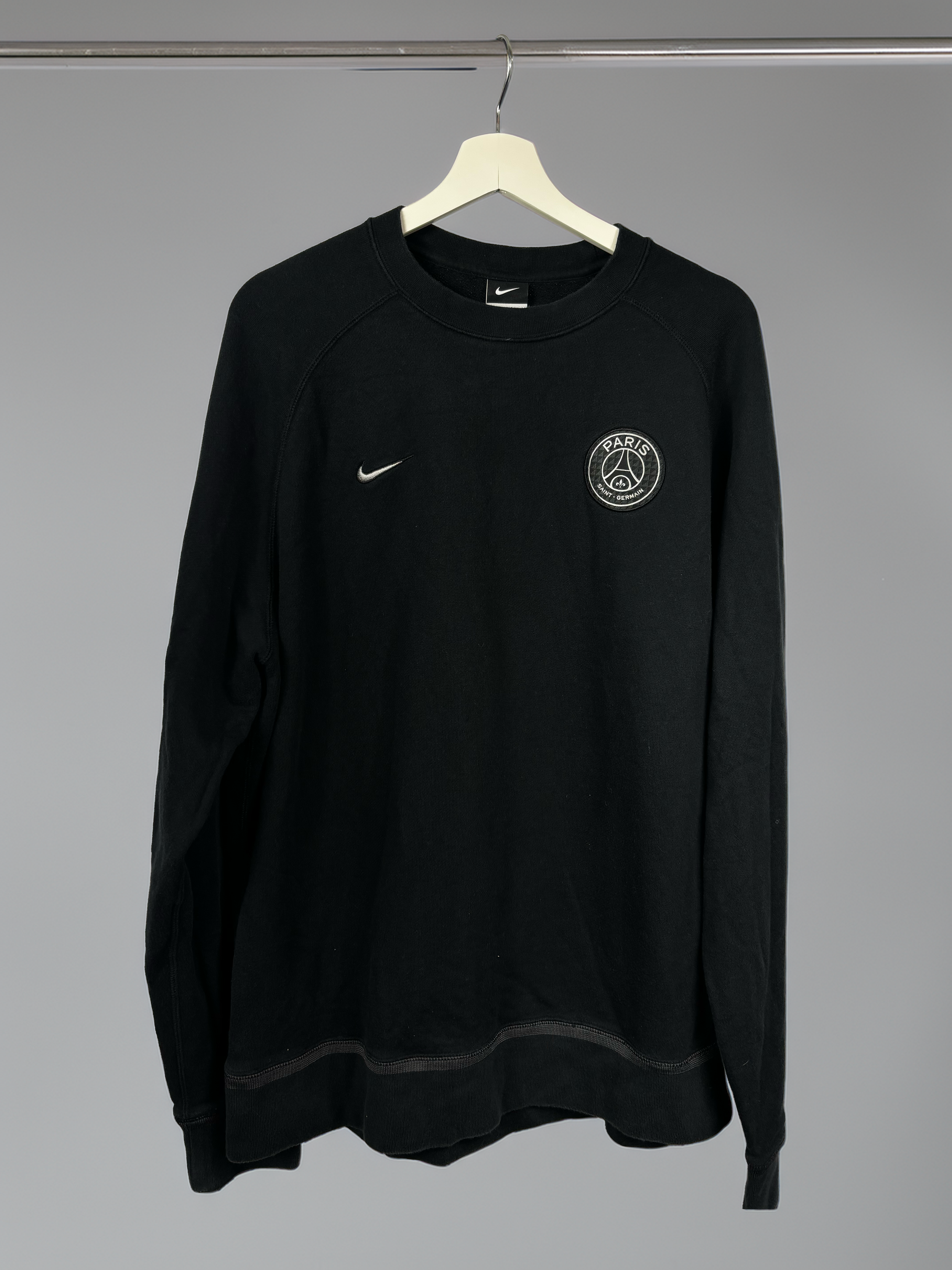 Paris Saint-Germain Crewneck Sweatshirt — Nike — Black