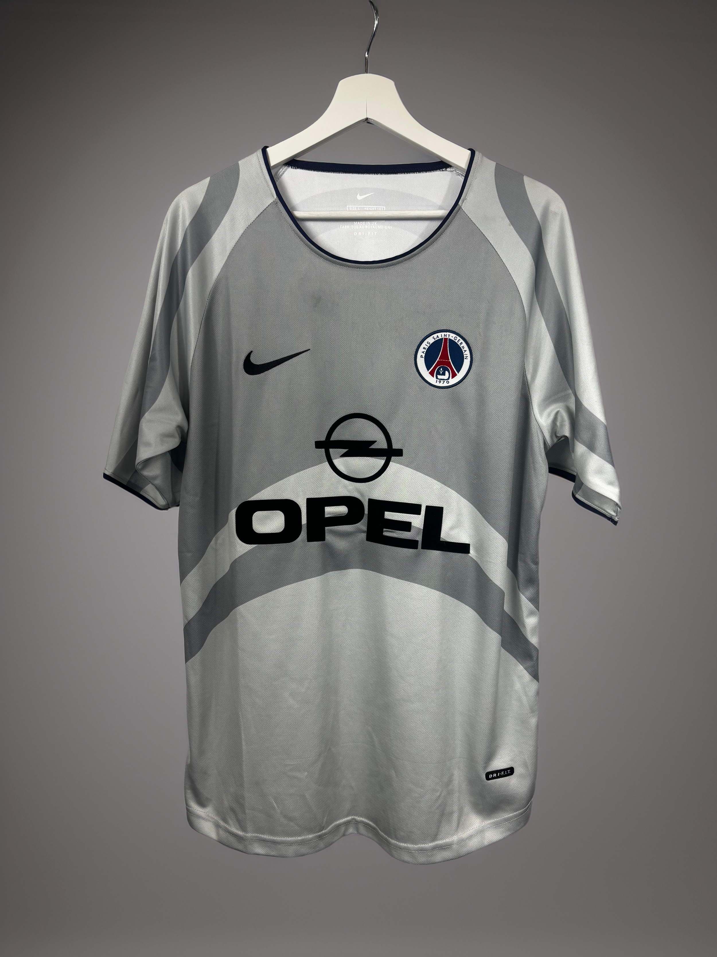 2001/02 Paris Saint-Germain Away Jersey — Ronaldinho #21 — Nike