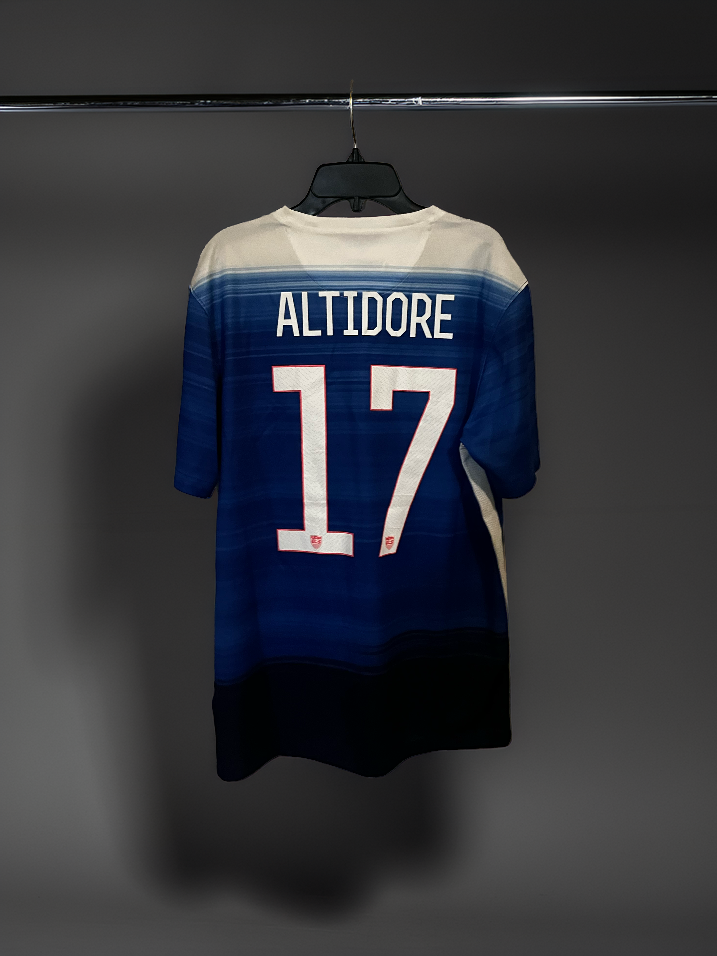 altidore_2.png