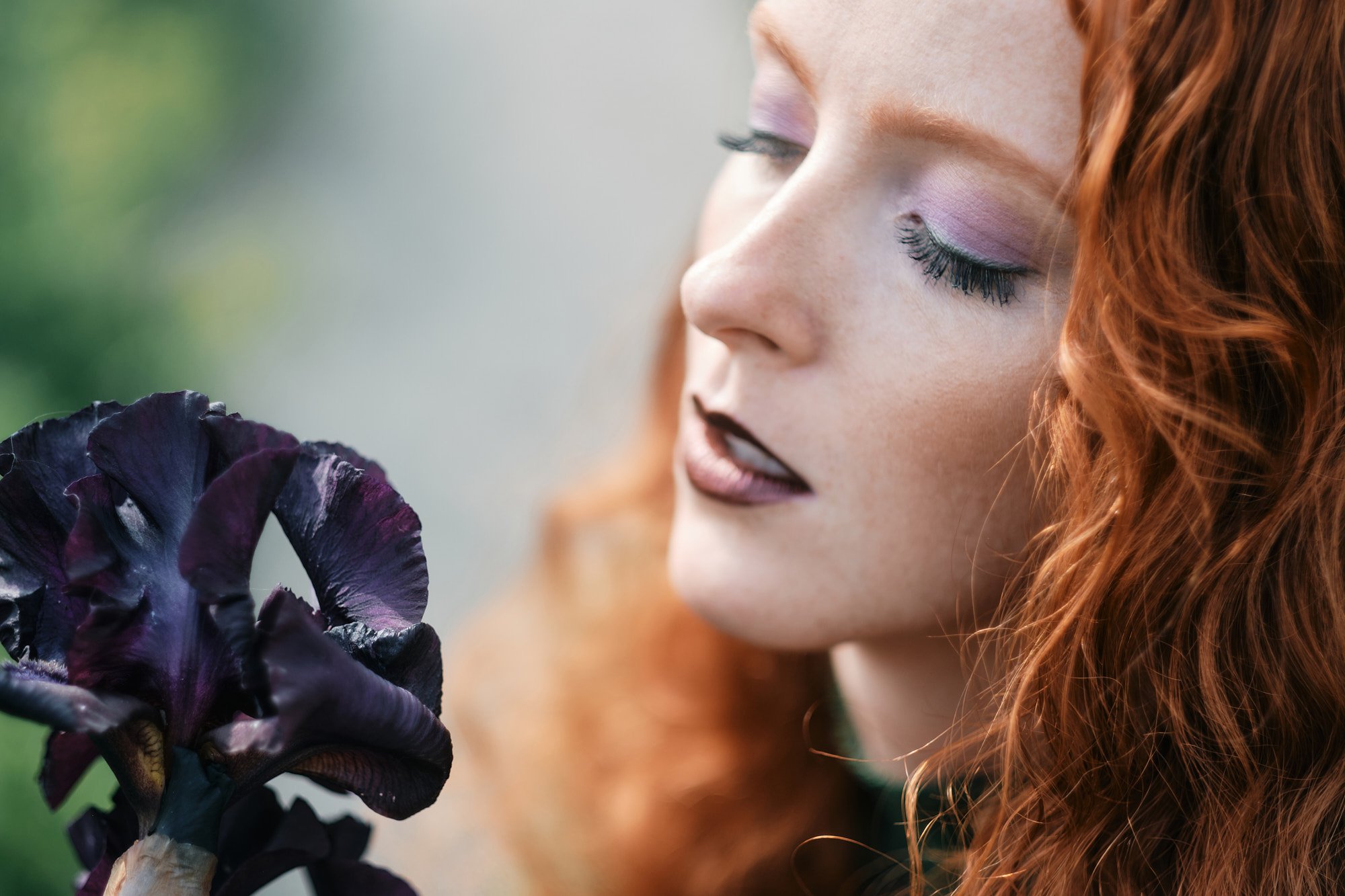 Siegrid Cain Editorial Woman red hair Green Dress Leopoldskron 36.jpg