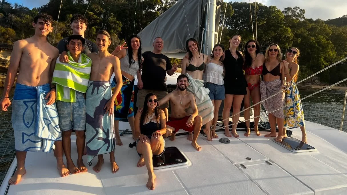 And after serving lots of tacos and tequilas🌮🍸, a well-deserved rest!! Very proud of this amazing team Gracias muchachos!!