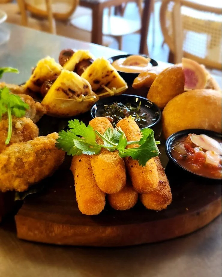 Los Muchachos bites to share 🤌🏼