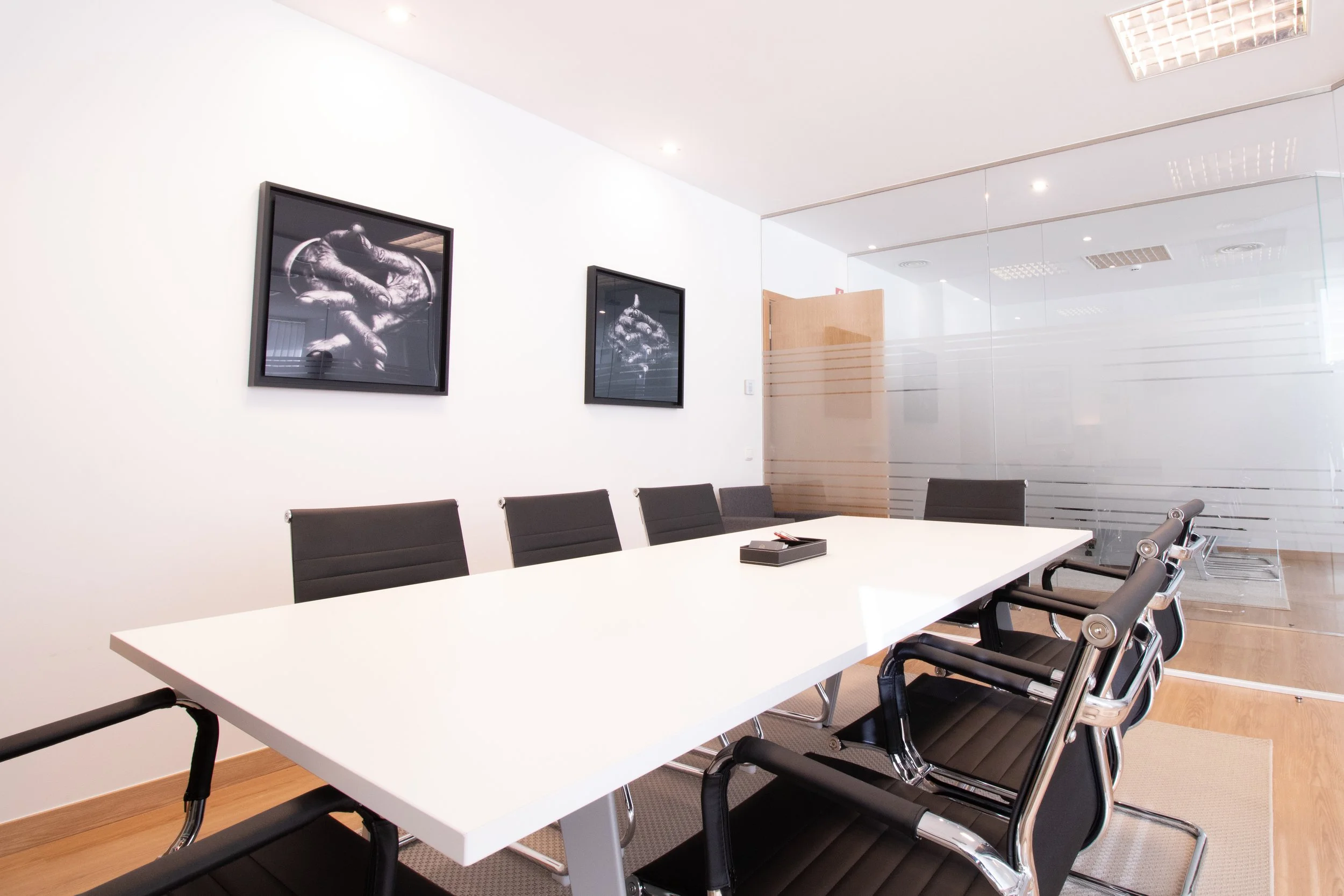 Sala de Reuniões — Sector Five