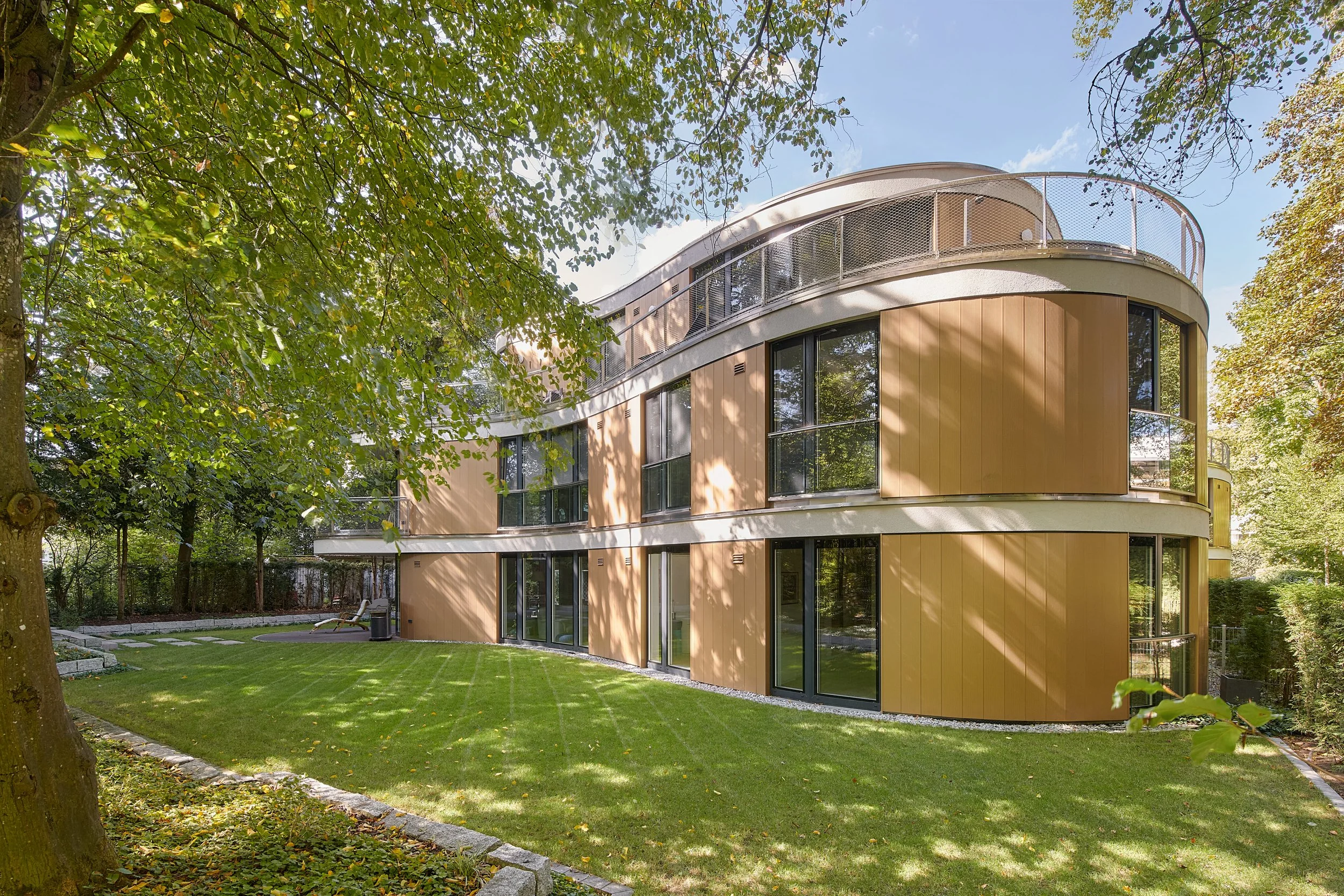 Haus1_36695.jpg