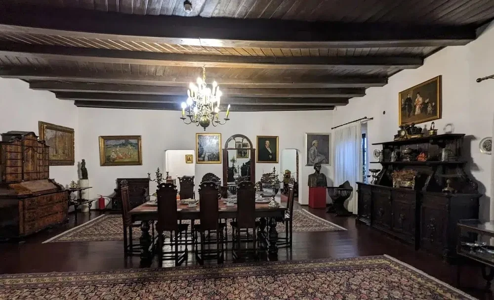 Muzeul-Conacul-„Bellu-6-jpg.jpeg