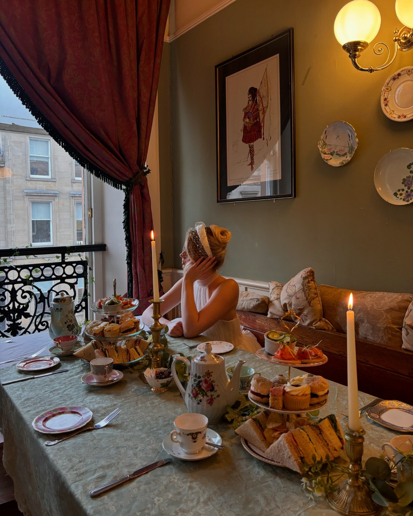 We thought our tearooms had peaked in perfection&hellip;then @eleganzasposa swept in and raised the bar (and our teacups) 🫖🦋

#tearooms #tearoomsglasgow #visitglasgow #visitscotland #teatime #sundaybrunch #tearoom #vintagecrockery #afternoontea #af