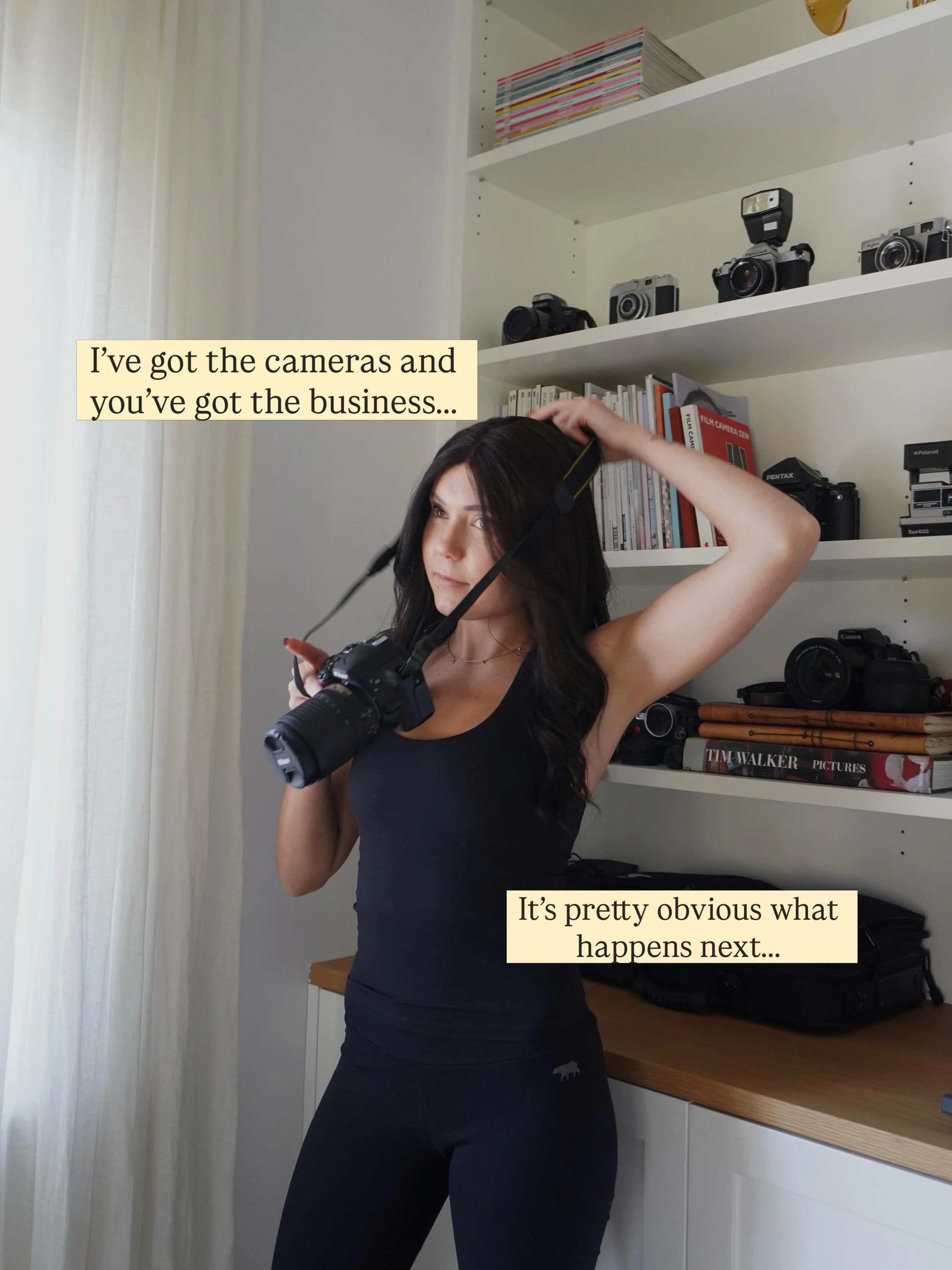 It&rsquo;s nearly that magical time of the year when everyone emails me all at once 🫢 Don&rsquo;t leave it too late, we love an organised business owner 🤏🏽🤏🏽
1 hour, 1.5 hour and 2 hour content sessions, I come to you. 
📍SE suburbs of Melbourne
