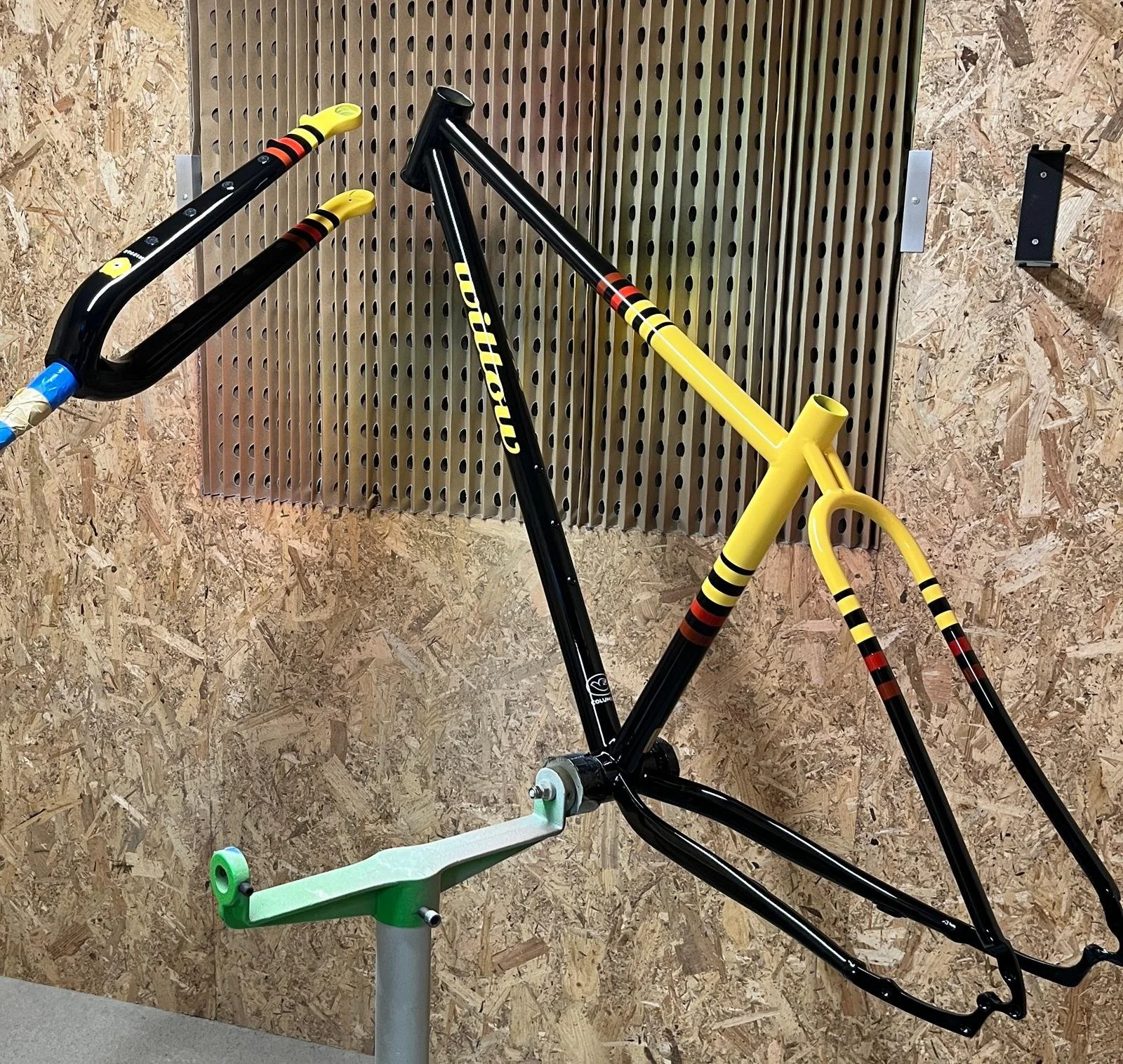 In-process Frame Painting