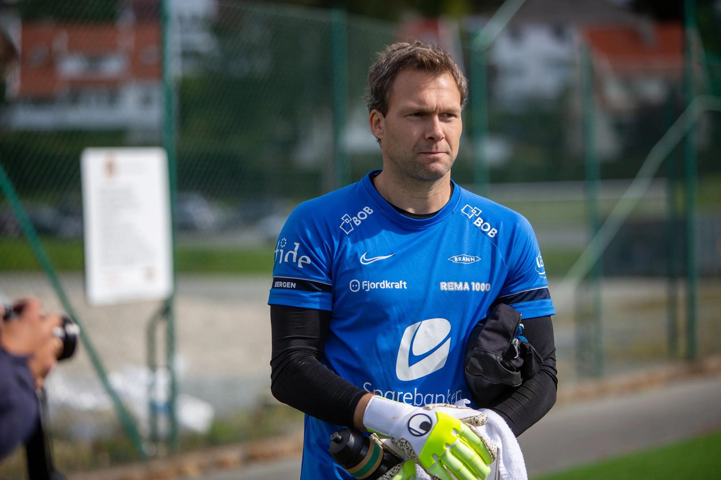 Norheimsund FK og Øystese Fotball satsar på trenarutvikling – får besøk av sterke fagpersonar