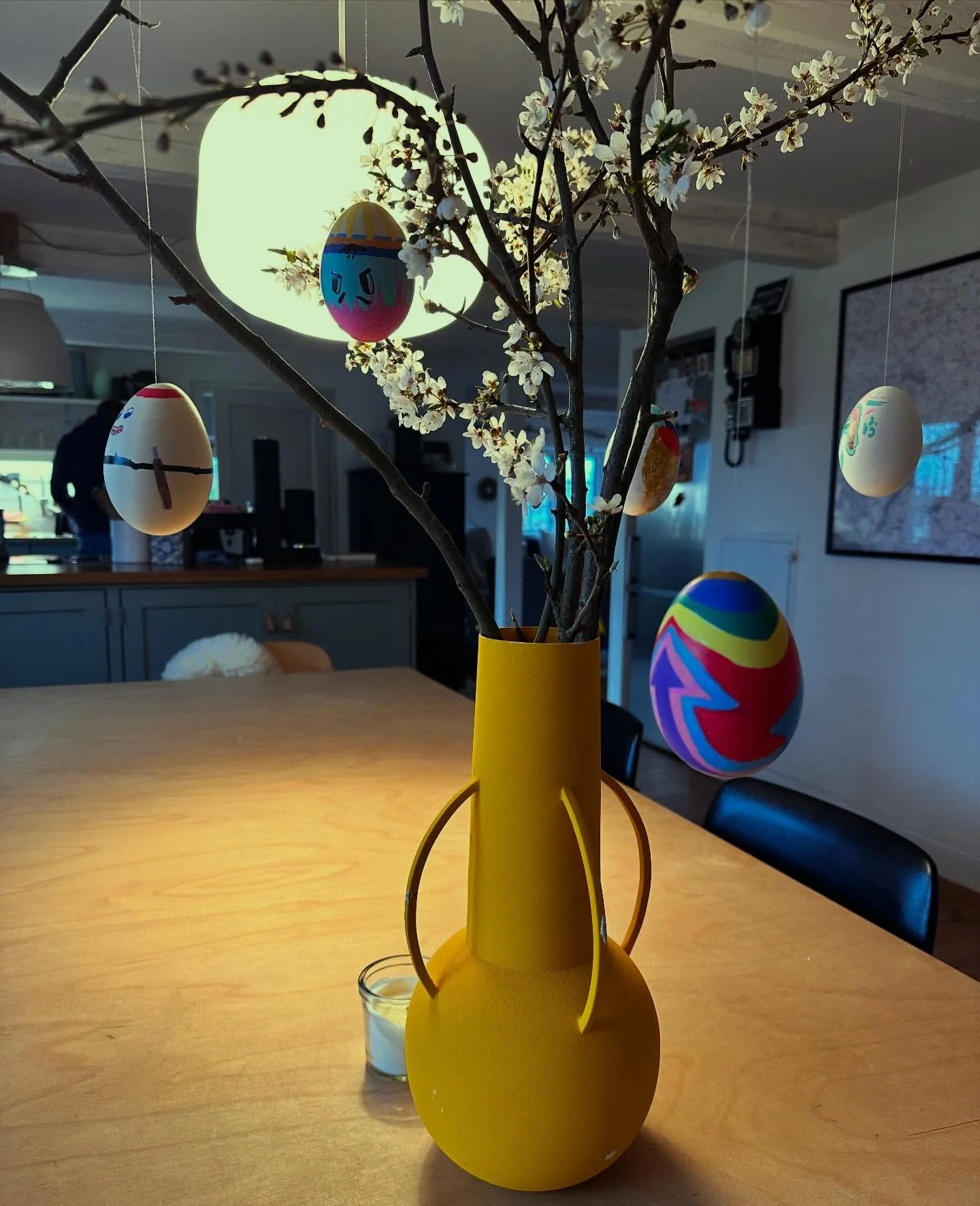 Getting ready for eggs in all colours!
Have a wonderful long weekend. 🐣🫶

#schleihaus_sensby #easterbreak #springvibes #easterweekend #familytime