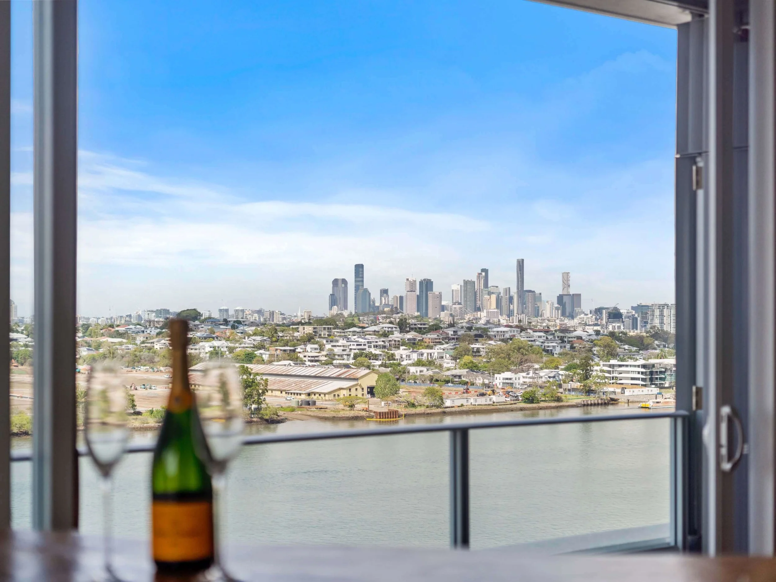 4125/37C Harbour Road, Hamilton