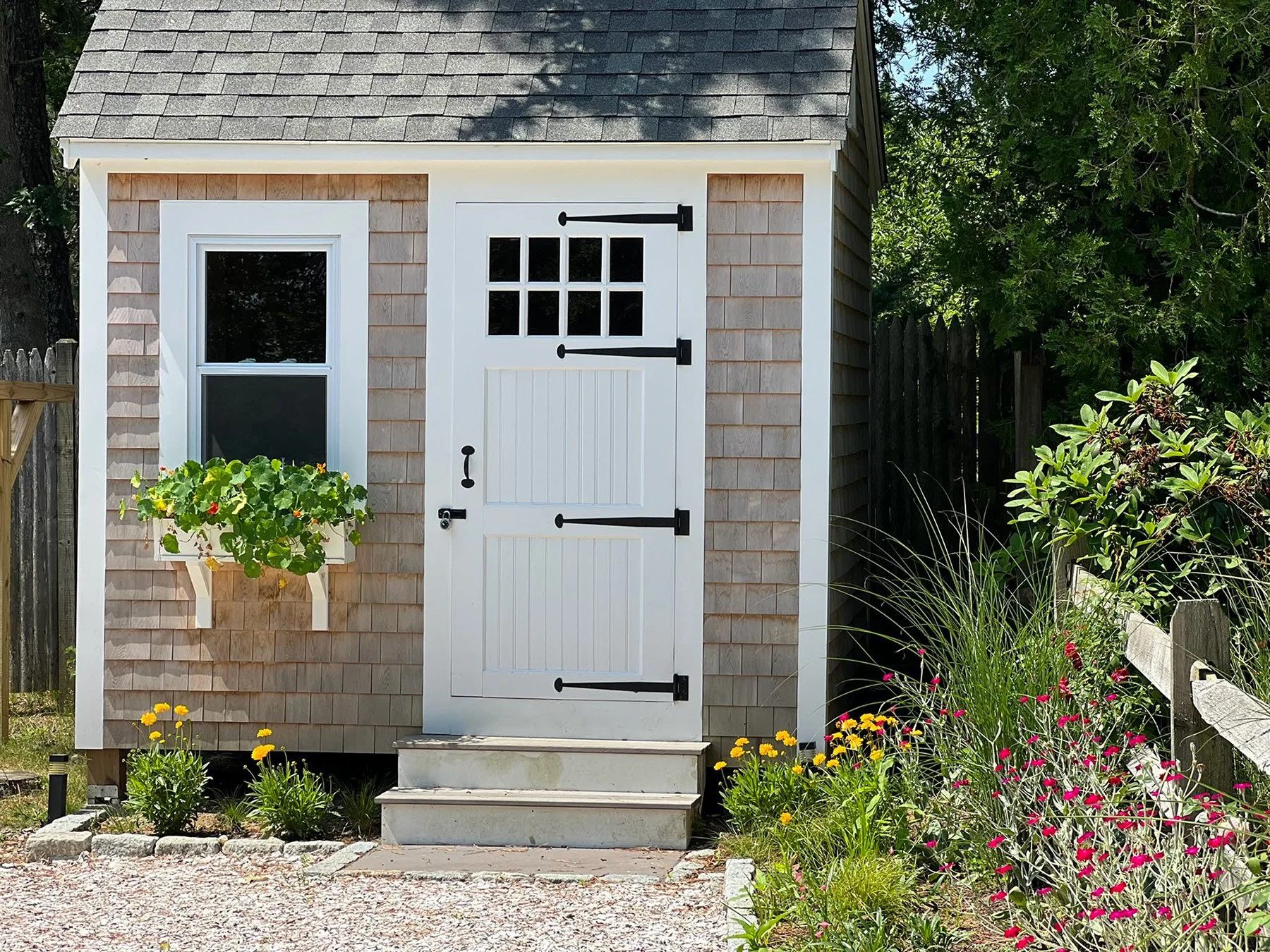 Shell Driveway, Gardens &amp; Window Box