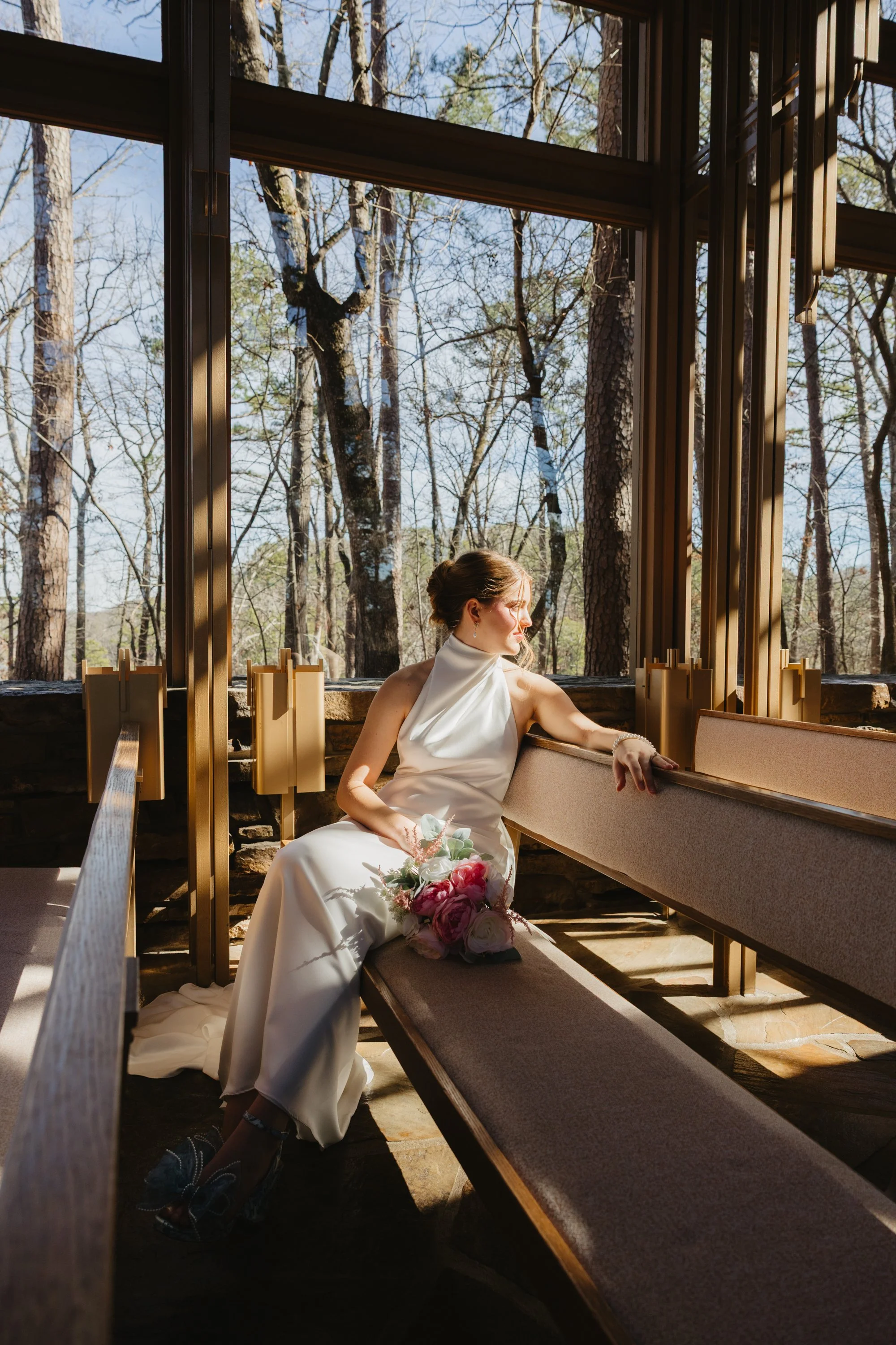 Arkansas Wedding Photographer Guide - A Photographer’s Guide to an Intentional Experience 