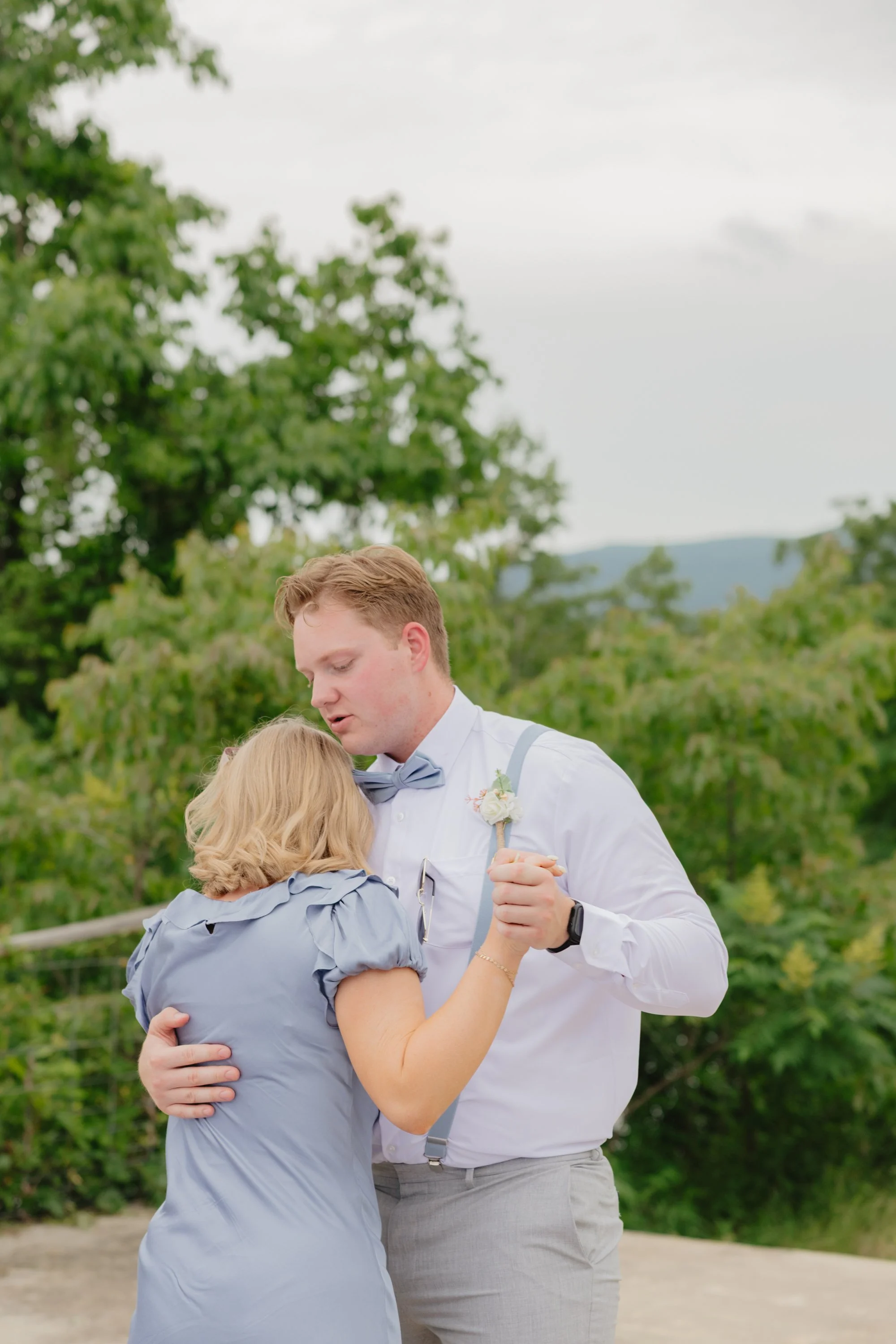Northwest Arkansas wedding photographer, Arkansas wedding details, elegant wedding inspiration, timeless wedding photography, Bentonville Fayetteville Rogers weddings, documentary-style photography Rayli Rose Photography